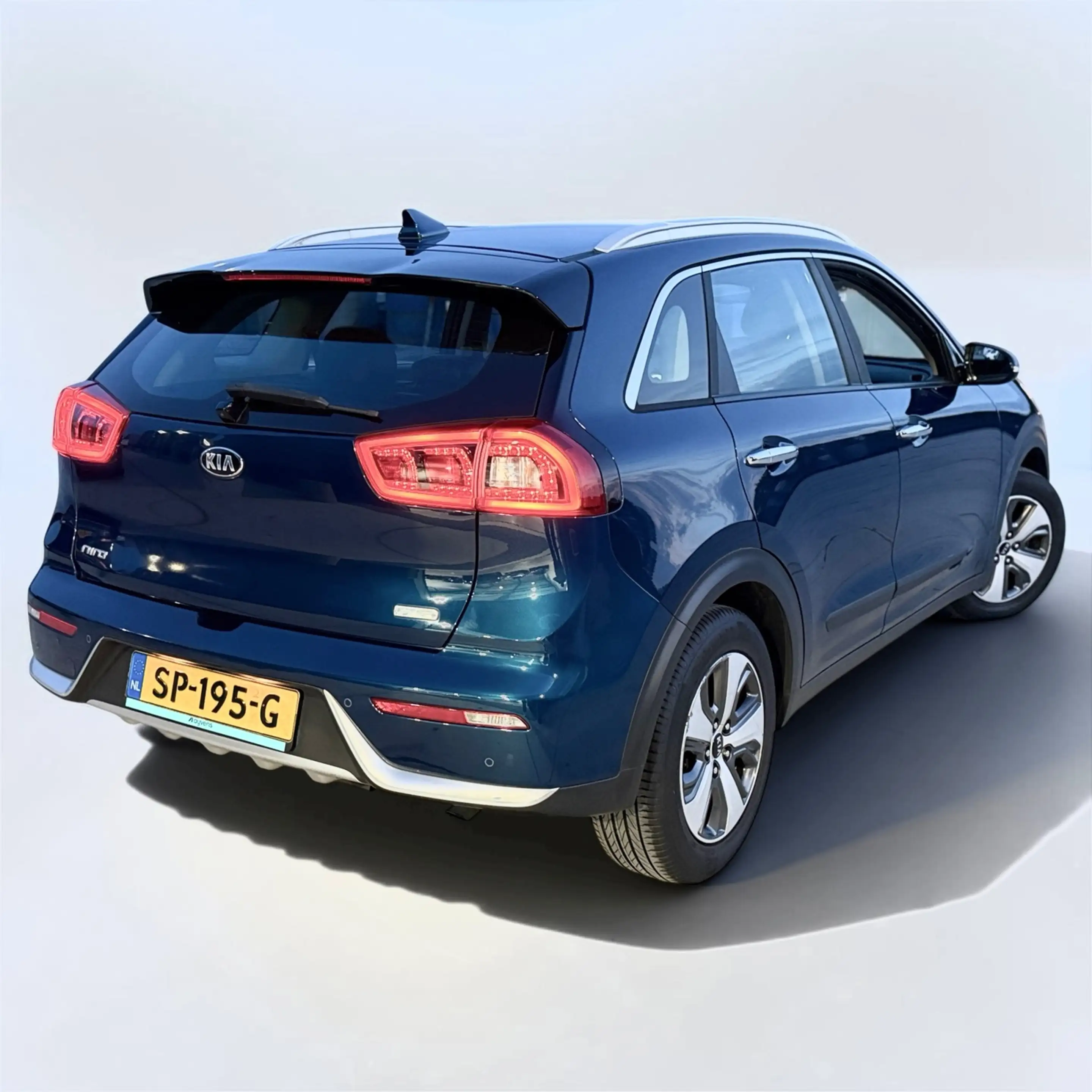 Kia Niro 1.6 GDi Hybrid DynamicLine LED APK — photo 3