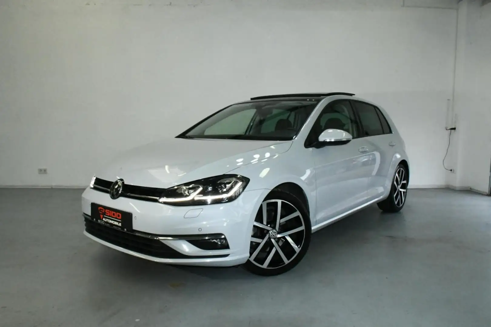 Volkswagen Golf VII Lim. Sport ACC*PANO*NAV*VIRT*CAM*MATRIX Klima Weiß - 1