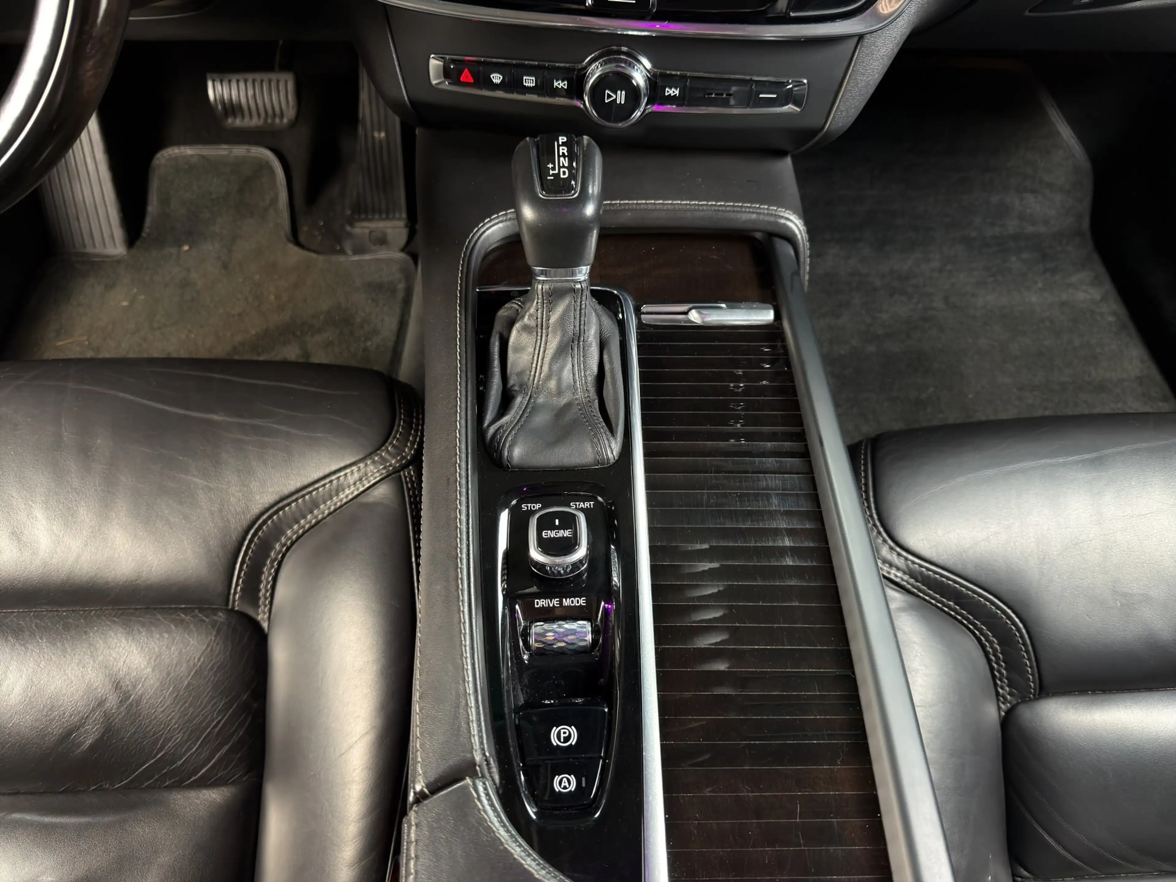 Volvo S90 S90*Inscription*R-Kamera 360°*Top Ausstattung* — photo 13