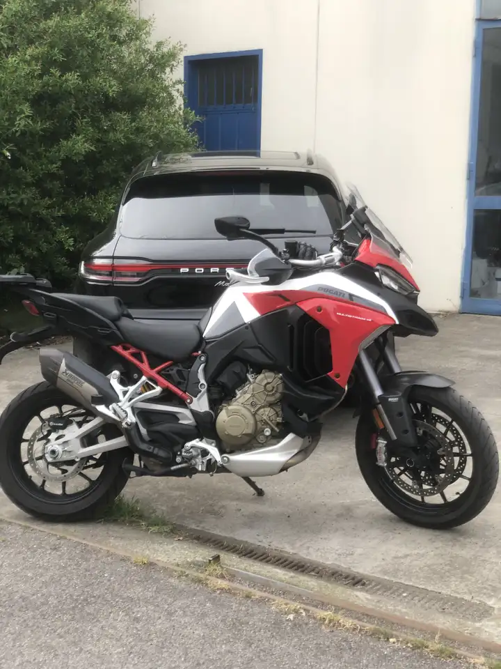 Ducati Multistrada V4 S