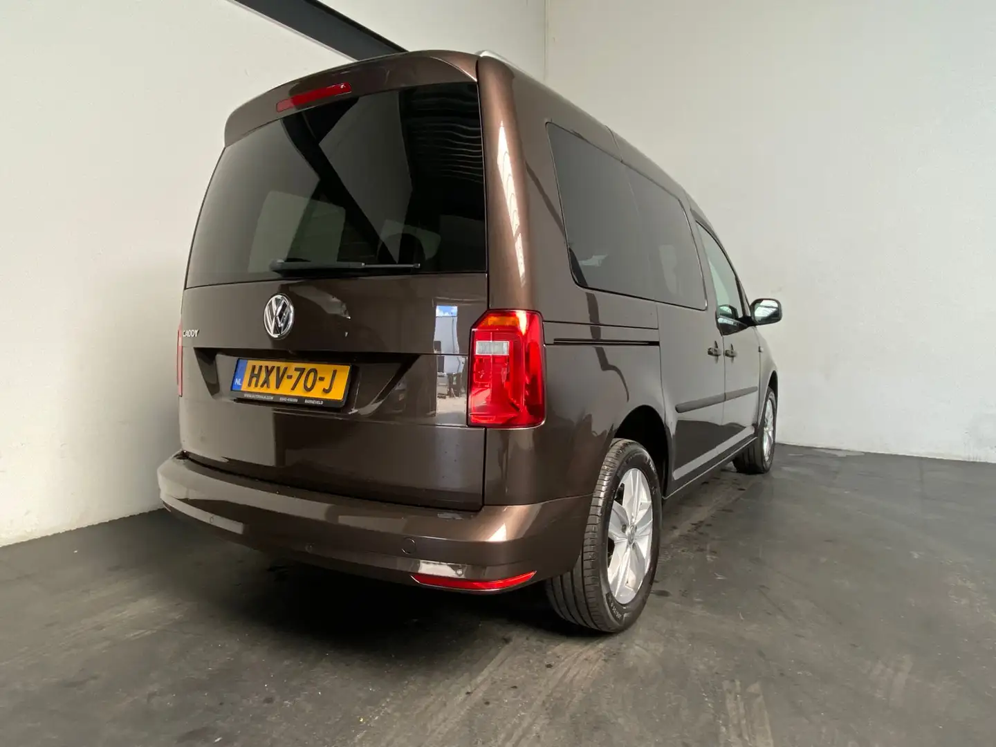 Volkswagen Caddy 1.4 TSI Highline Brown - 2