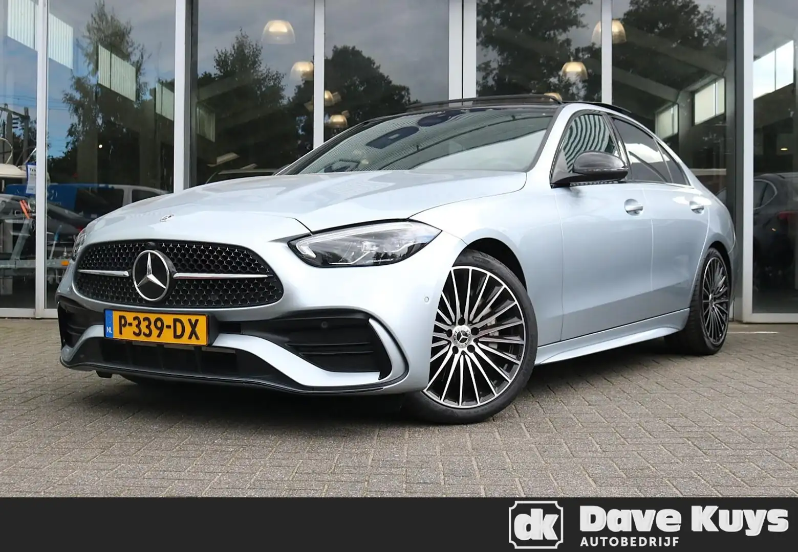 Mercedes-Benz C 200 AMG Line | Night Edition | Panorama | Trekhaak Grijs - 1