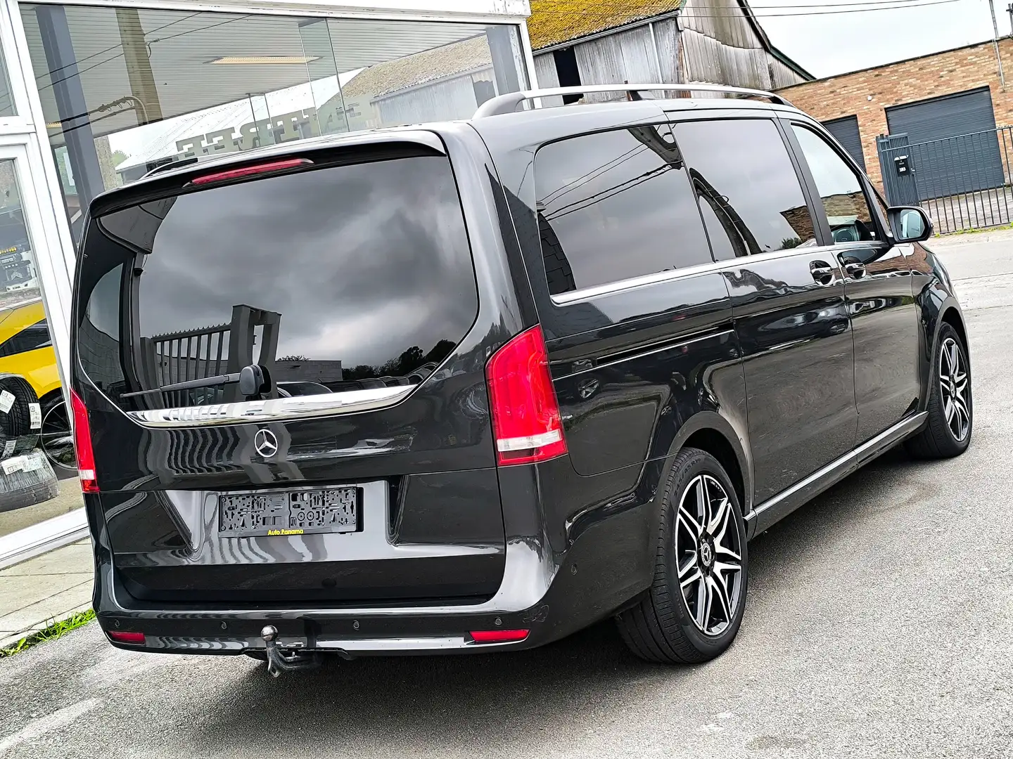 Mercedes-Benz V 300 d 237CV 4MATIC PACK AMG DOUBLE CABINE TVAC FULL Noir - 2