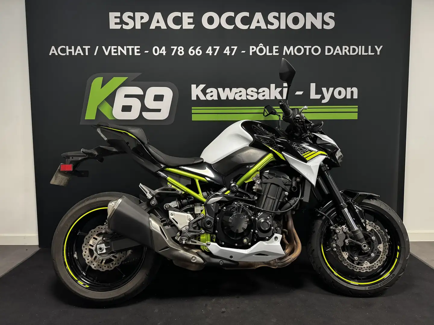 Kawasaki Z 900 Белый - 1