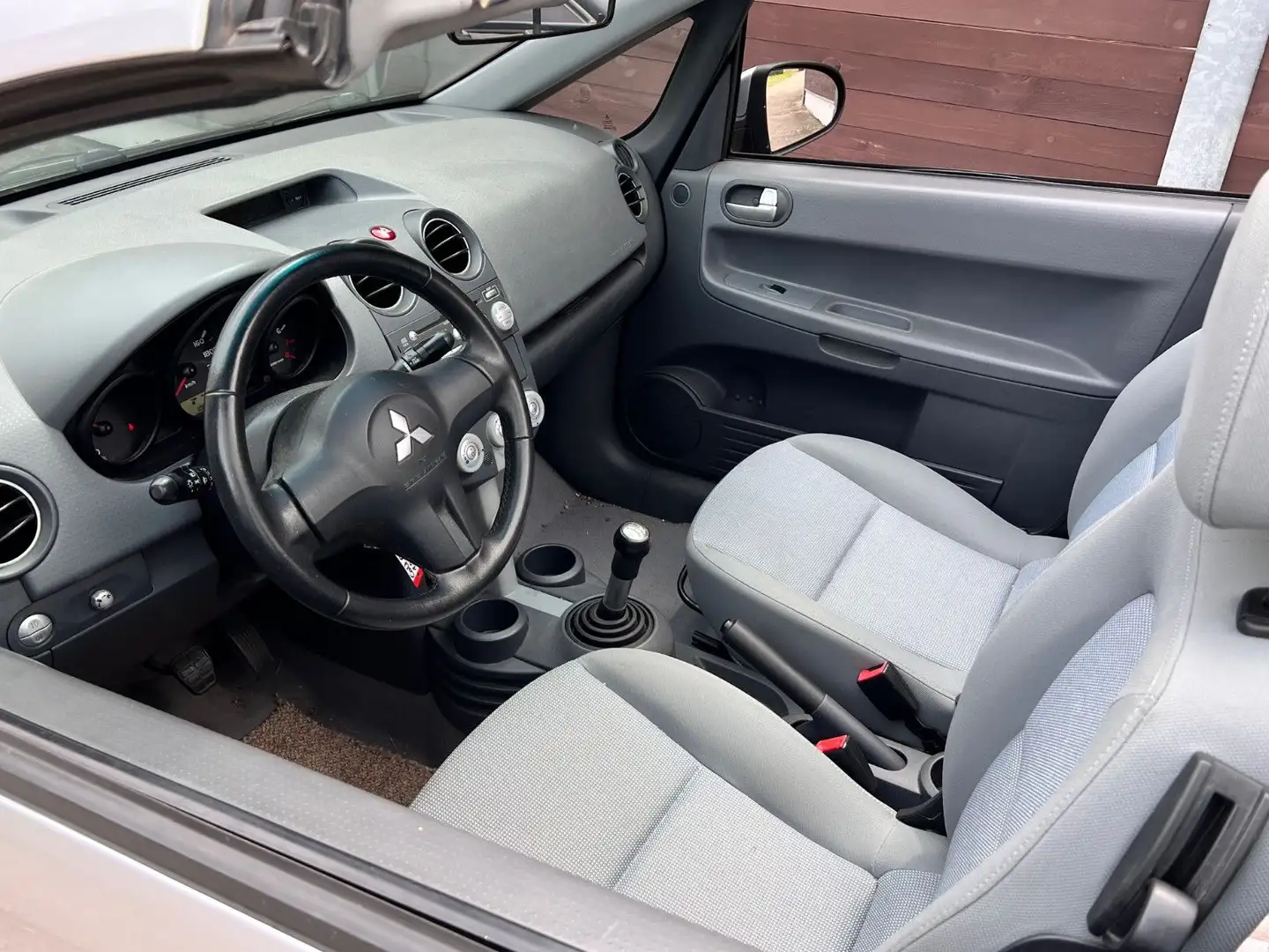 Mitsubishi Colt CZC Cabrio 1.5 *Scheckheft*TÜV NEU*Windscho Plateado - 2