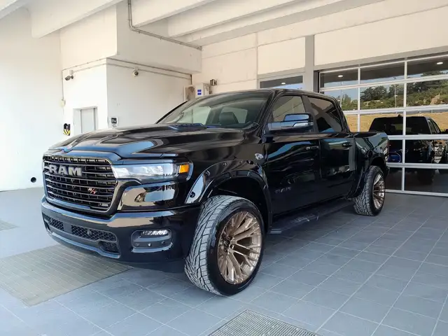 RAM 1500 LARAMIE 5.7 2026 R/T PACK 4x4 - AUTOCARRO DETRAIBILE AL 100 %