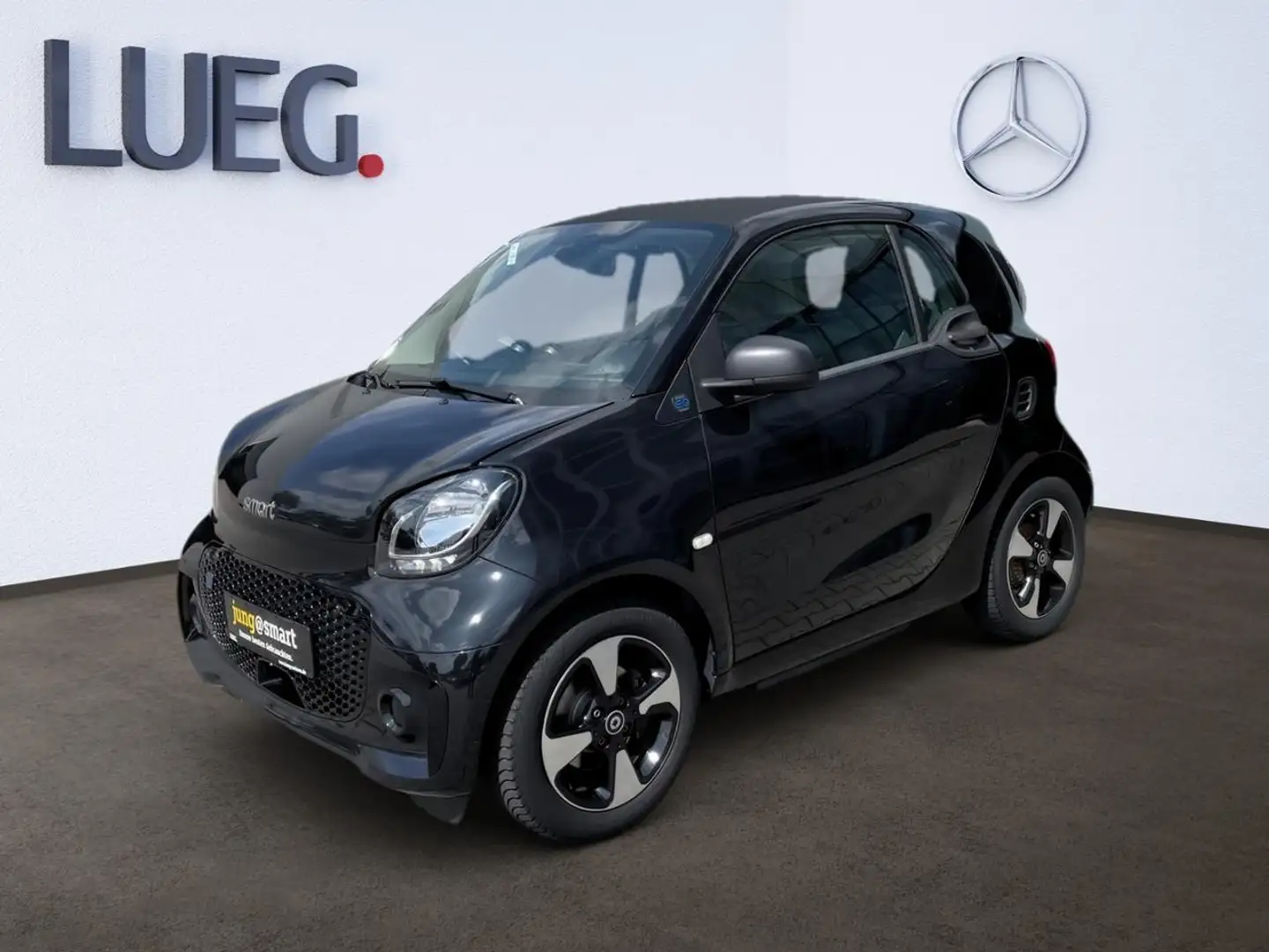 smart forTwo EQ  PASSION+PLUSPAKET+WINTERPAKET+ADVANCED Schwarz - 2