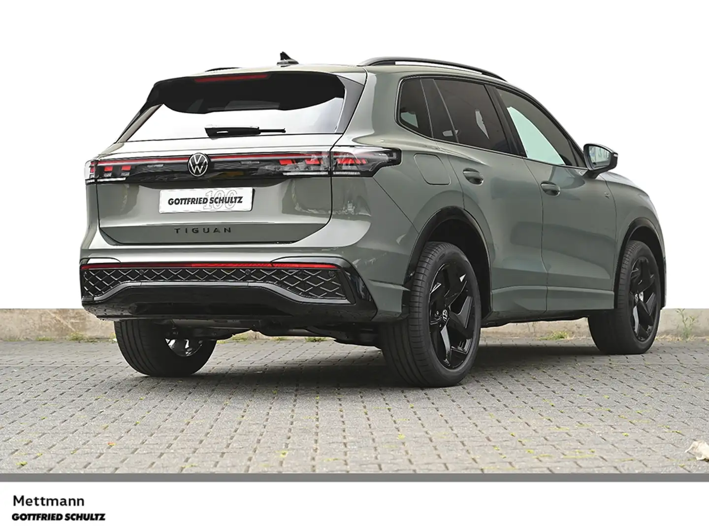 Volkswagen Tiguan R-Line 2.0 TDI DSG 4X4 NAV PANO AHK STDHZ KEYLESS Grün - 2