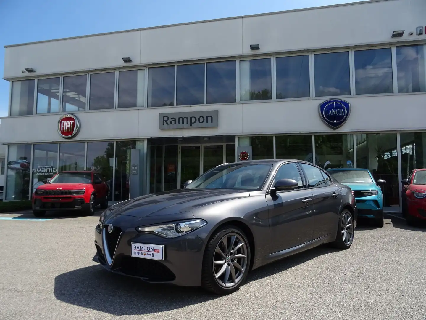 Alfa Romeo Giulia 2.2 Turbodiesel 160 CV AT8 Super - 1