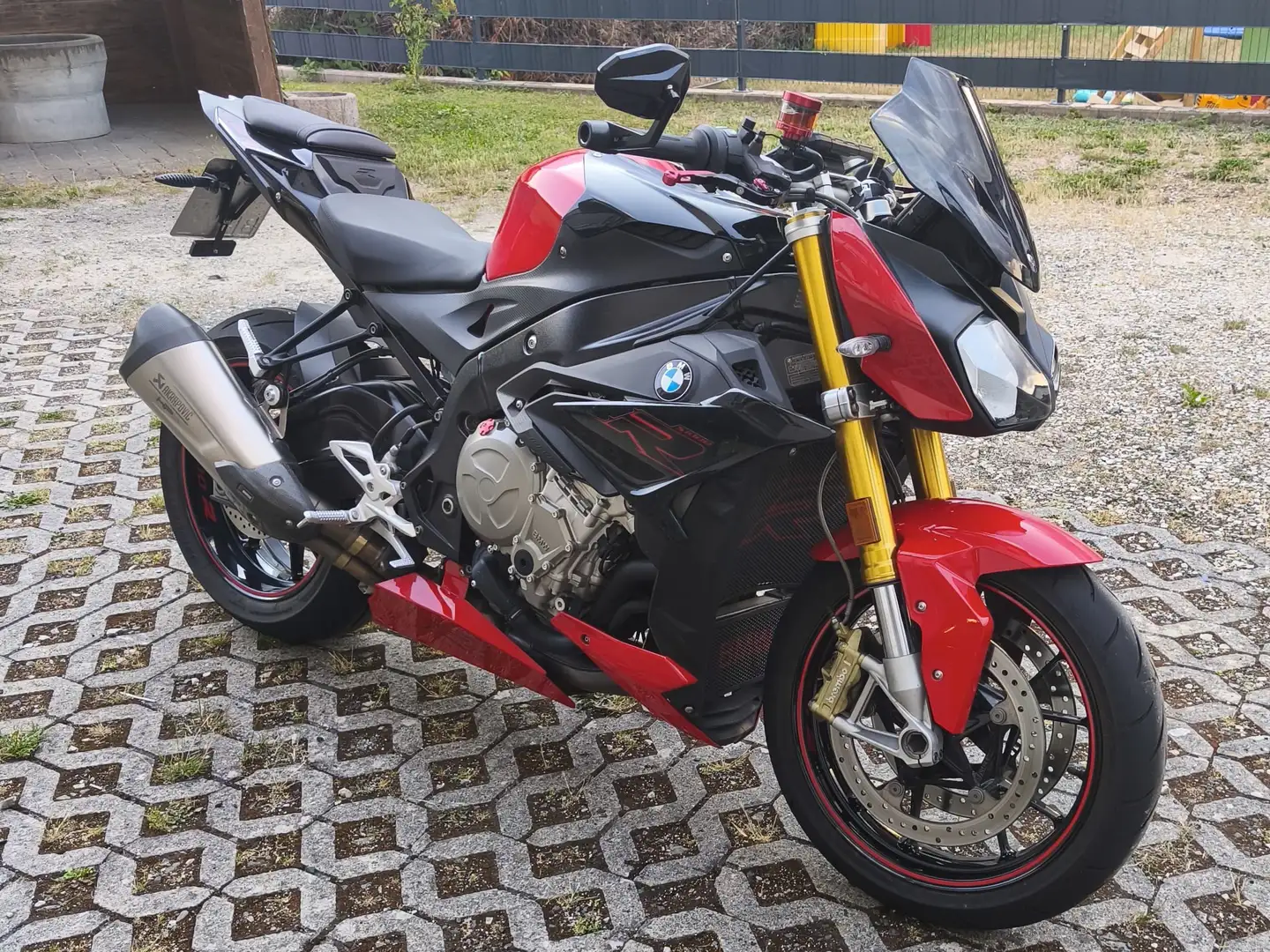 BMW S 1000 R viele teile ausgetauscht wie spiegel, Hebel usw. Червоний - 1