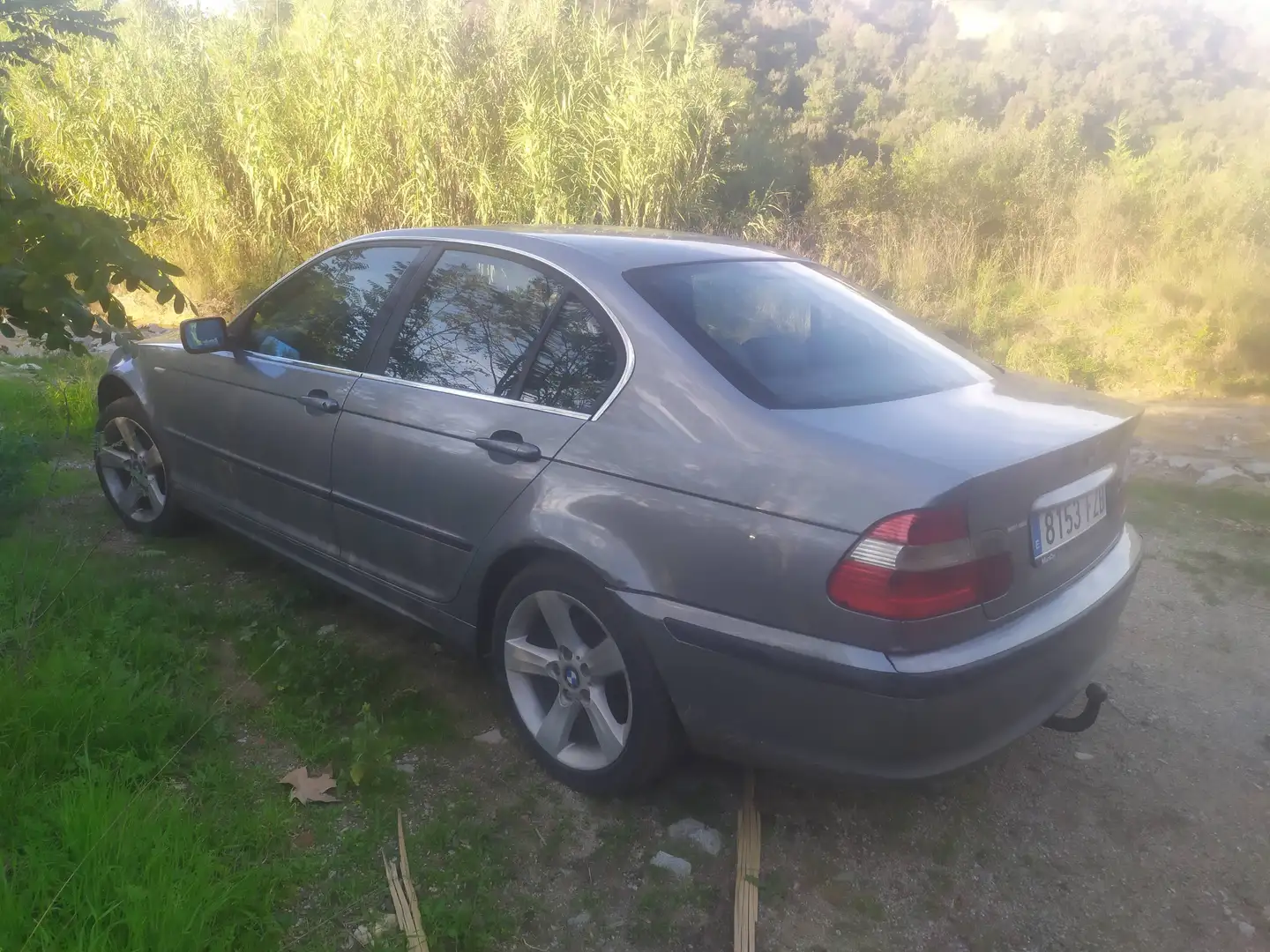BMW 320 320d Gris - 2