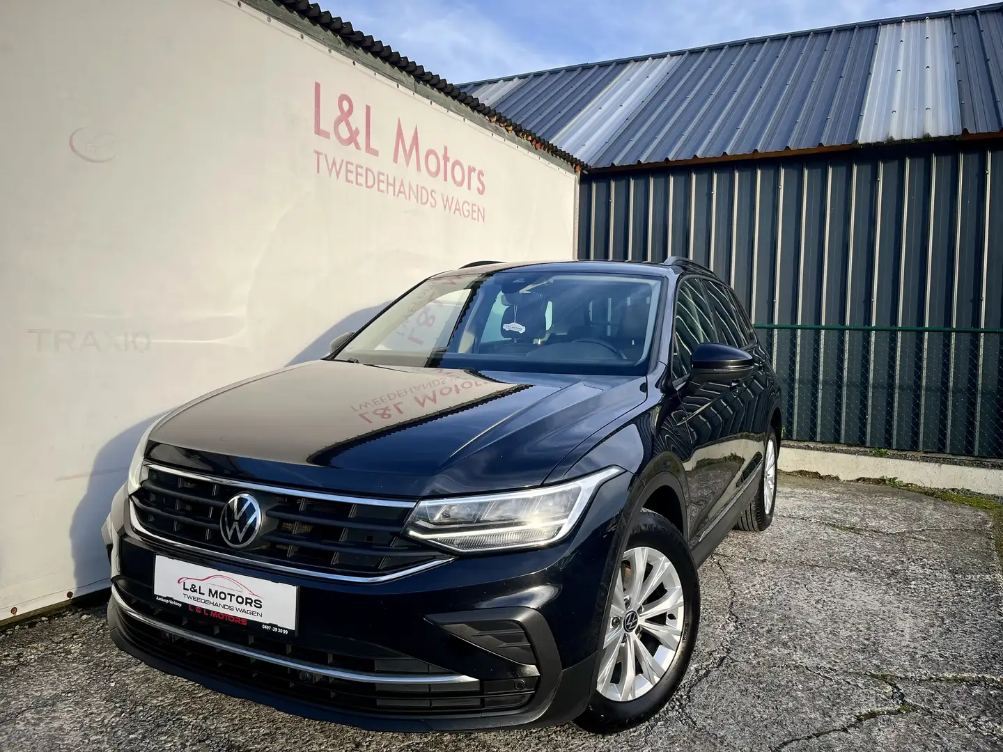 Volkswagen Tiguan 2.0 TDI SCR Elegance DSG**17.950NETTO** Noir - 1