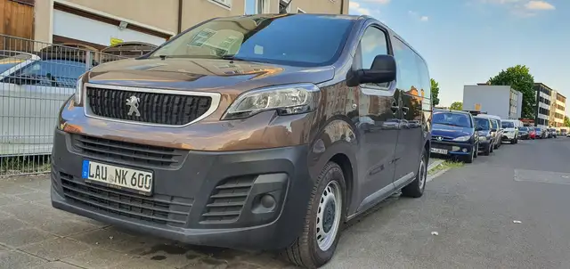 Peugeot Expert L2 NEU Motor  8 Sitze 2 schiebetür
