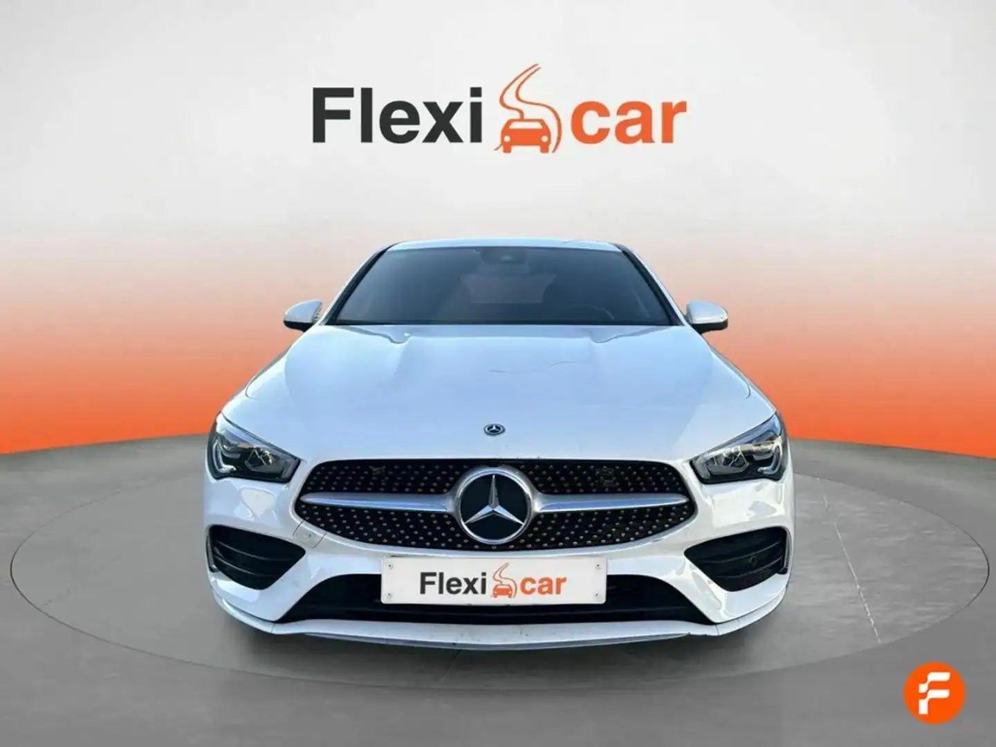 Mercedes-Benz CLA 200 Amarillo - 2