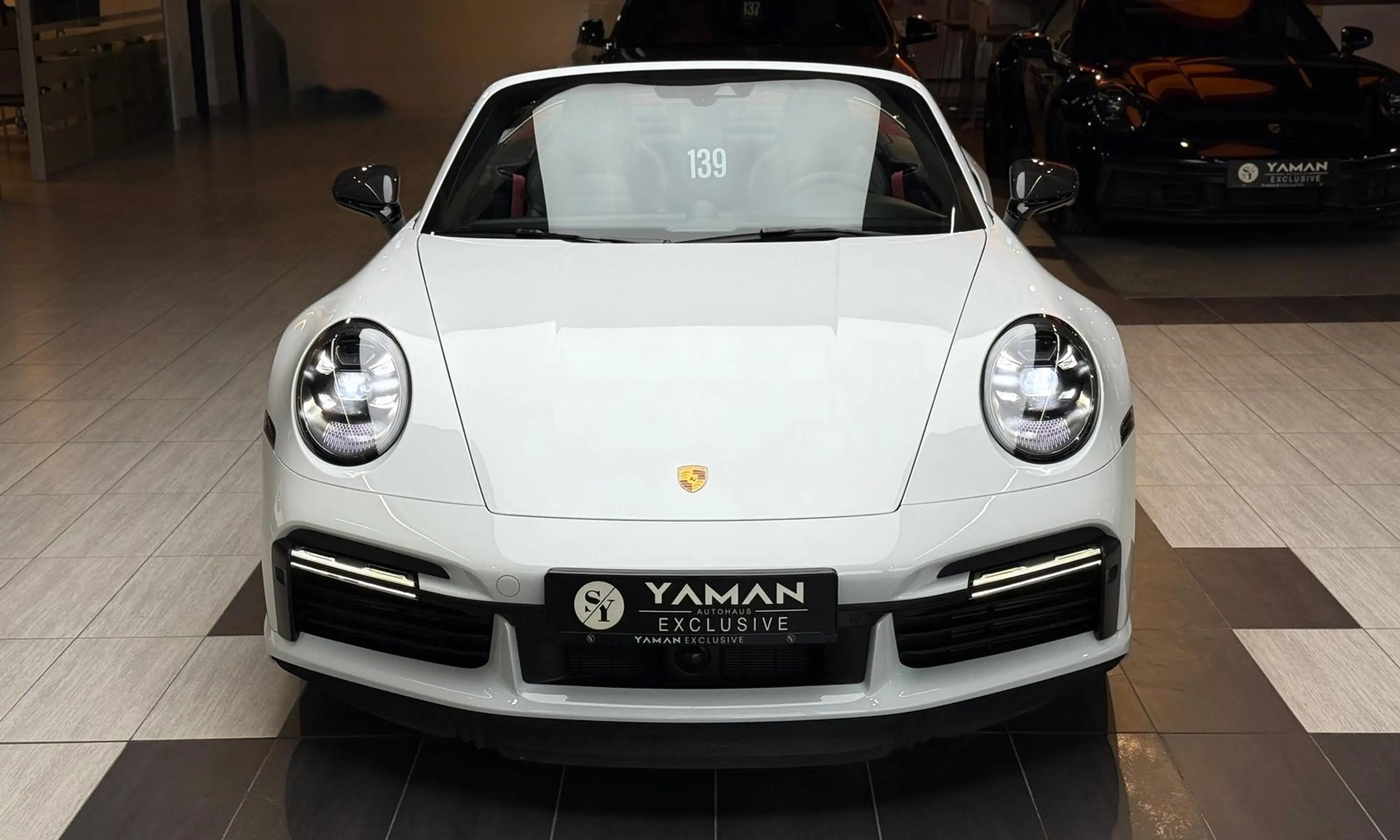 Porsche 911 Turbo S Cabriolet*InnoDrive*Carbon*Lift* — photo 5