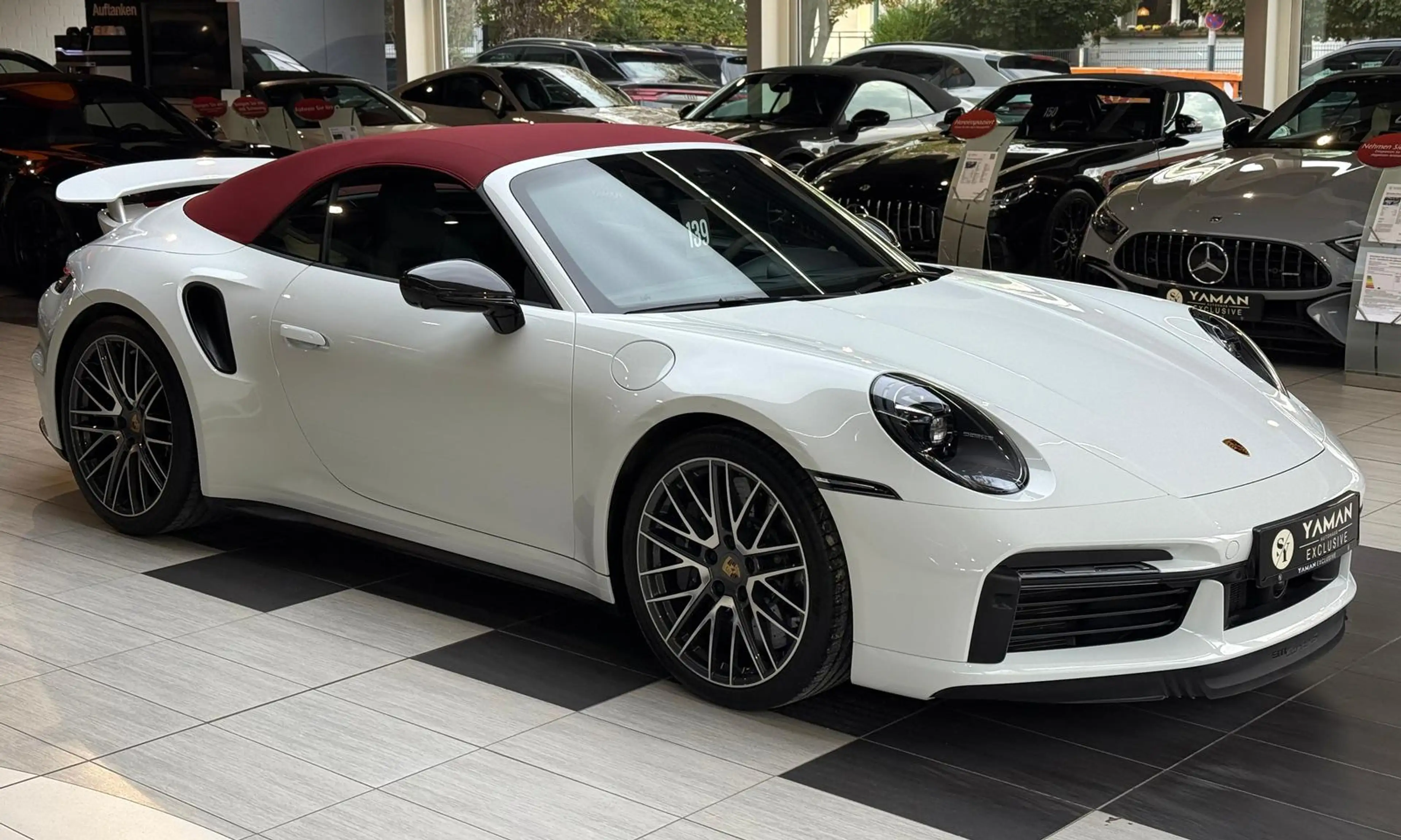 Porsche 911 Turbo S Cabriolet*InnoDrive*Carbon*Lift* — photo 14