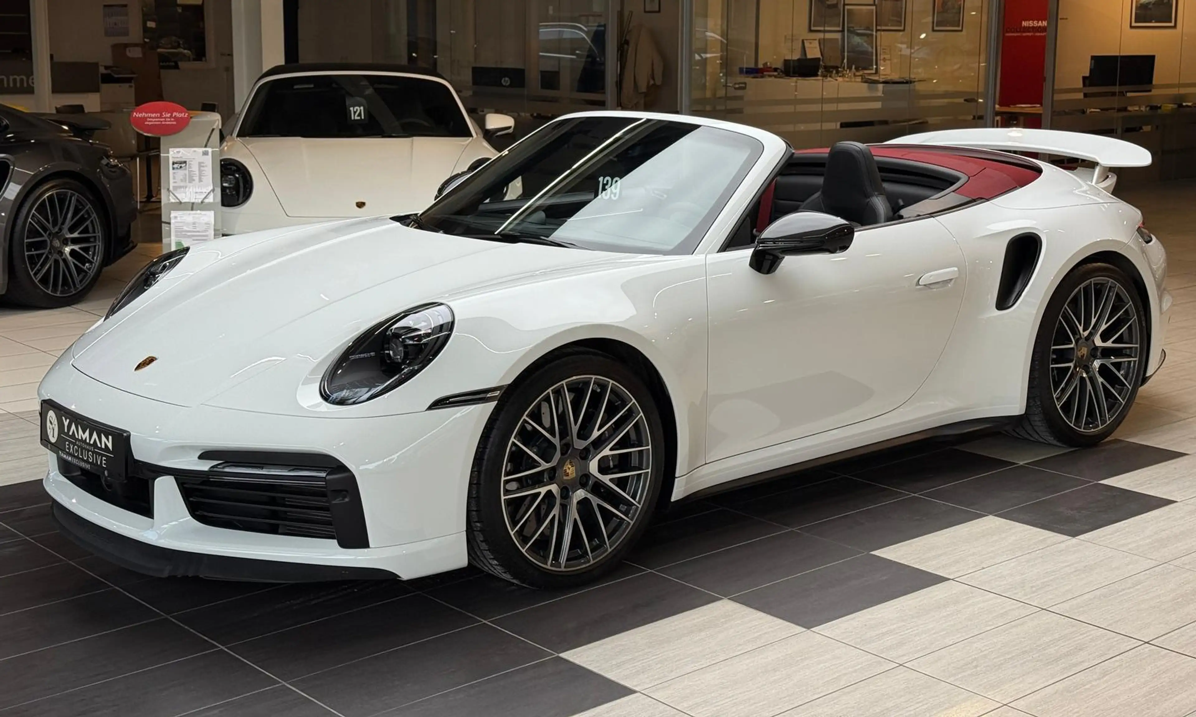 Porsche 911 Turbo S Cabriolet*InnoDrive*Carbon*Lift* — photo 2