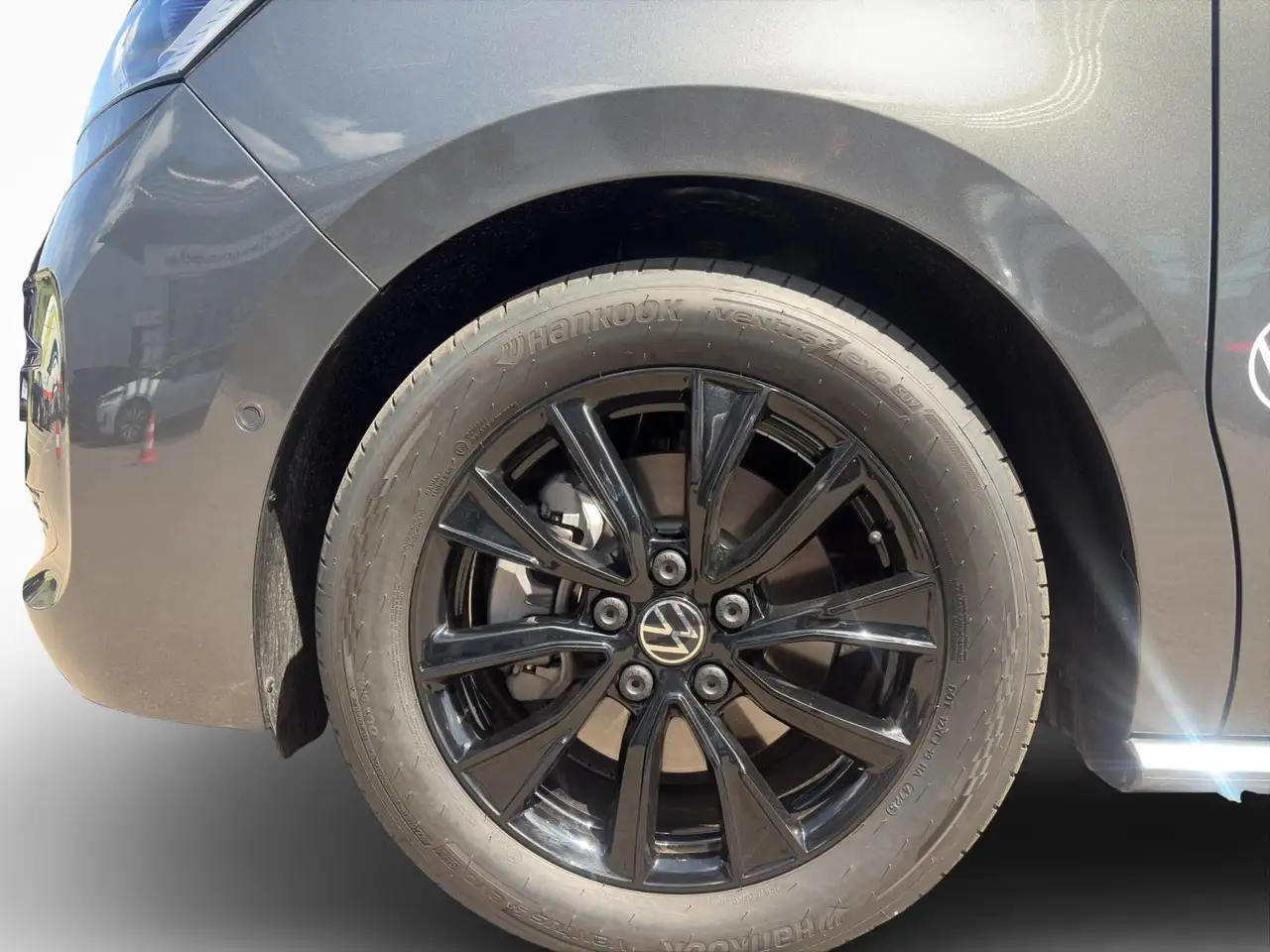 Volkswagen T7 Multivan 2026 — фото 14
