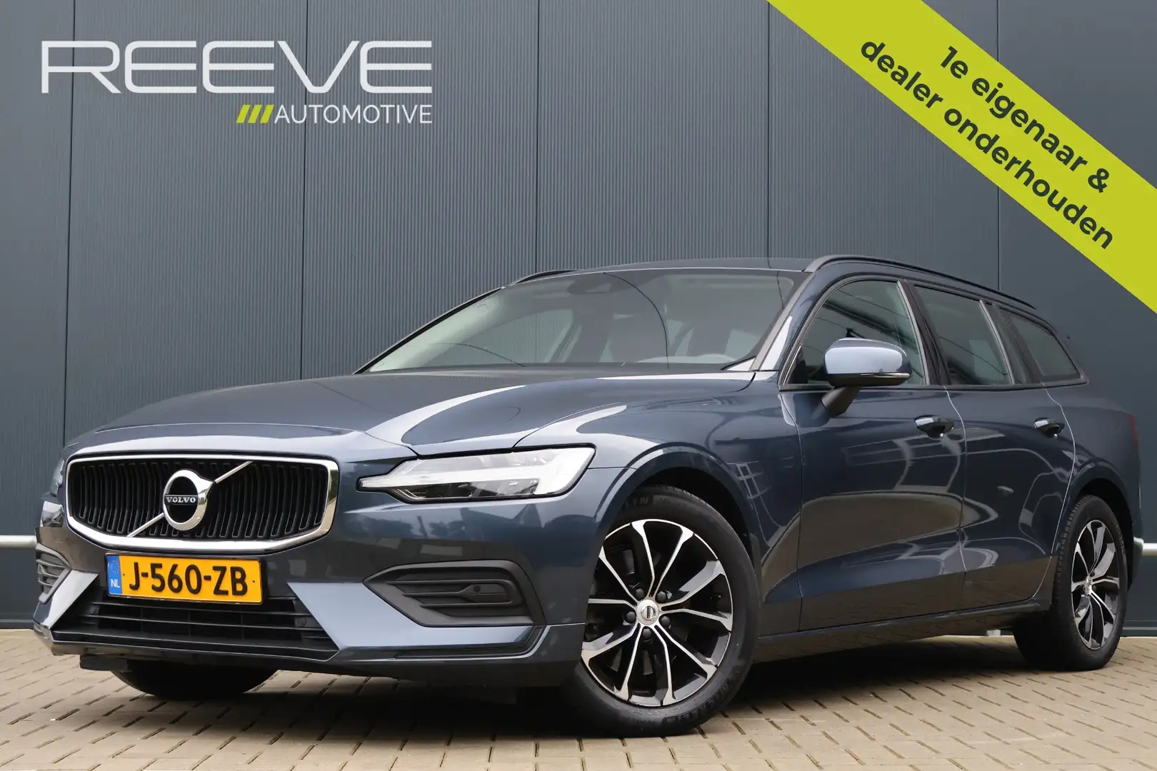 Volvo V60 2.0 B3 Momentum Advantage | Automaat | Leer | Stoe Bleu - 1