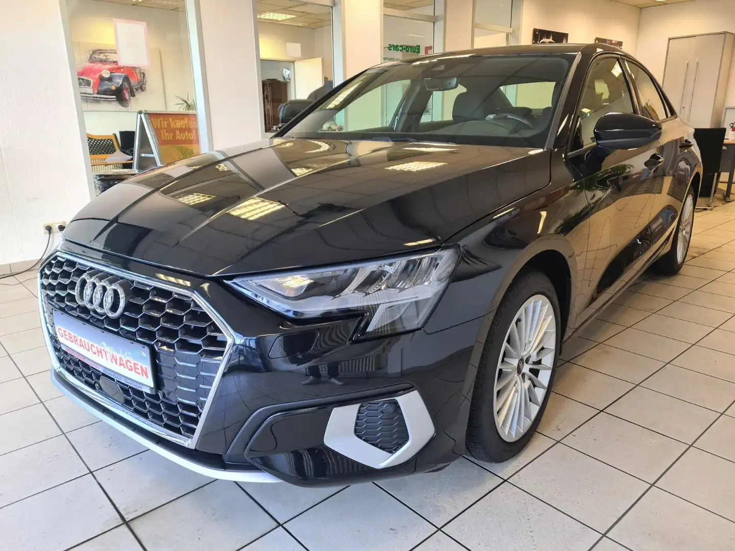 Audi A3 Limousine 35 TDI advanced /AHK/NAVI/KLIMA Schwarz - 1