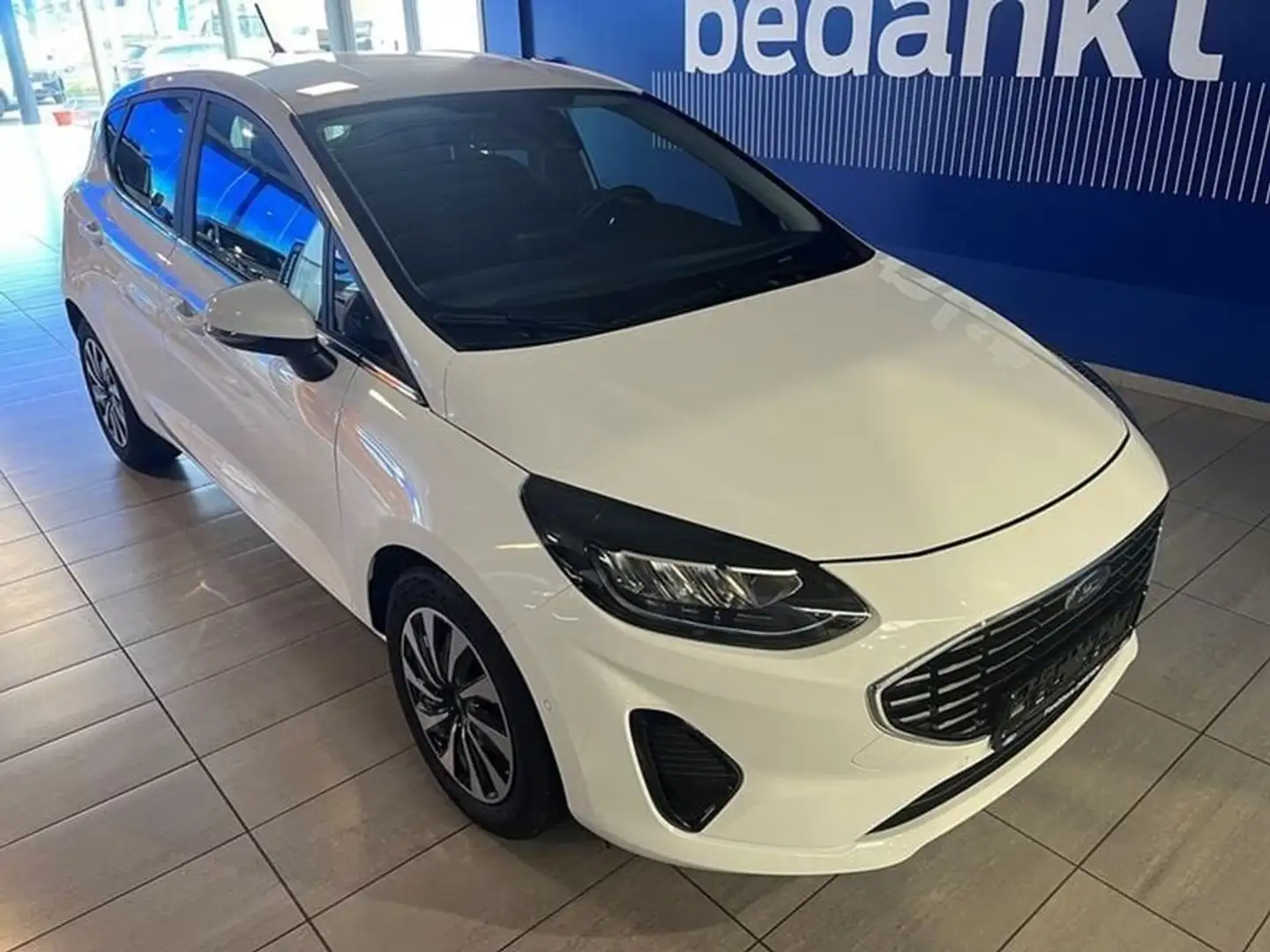 Ford Fiesta Titanium 1.0i 125pk automaat Wit - 1