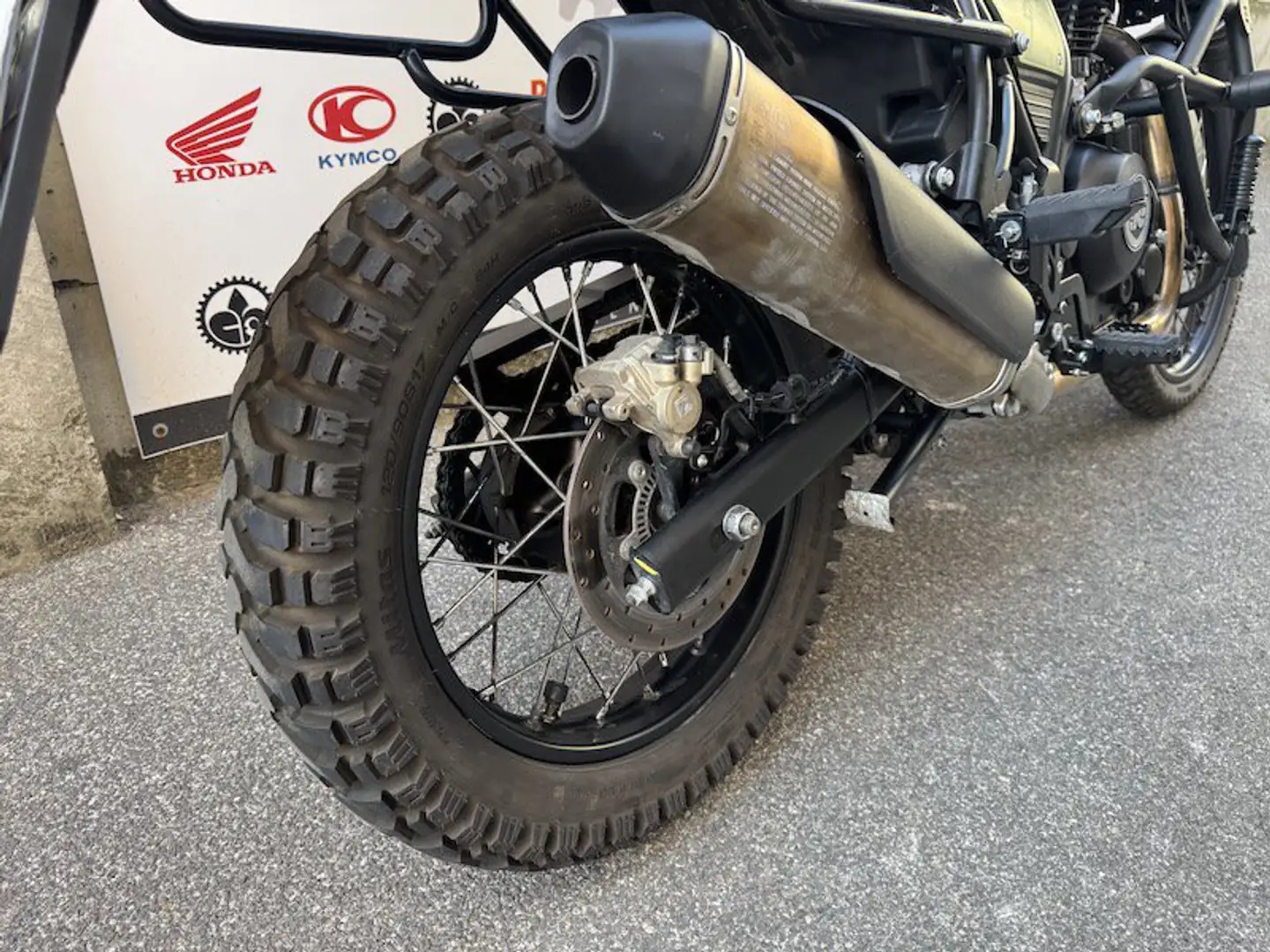 Royal Enfield Himalayan - 2