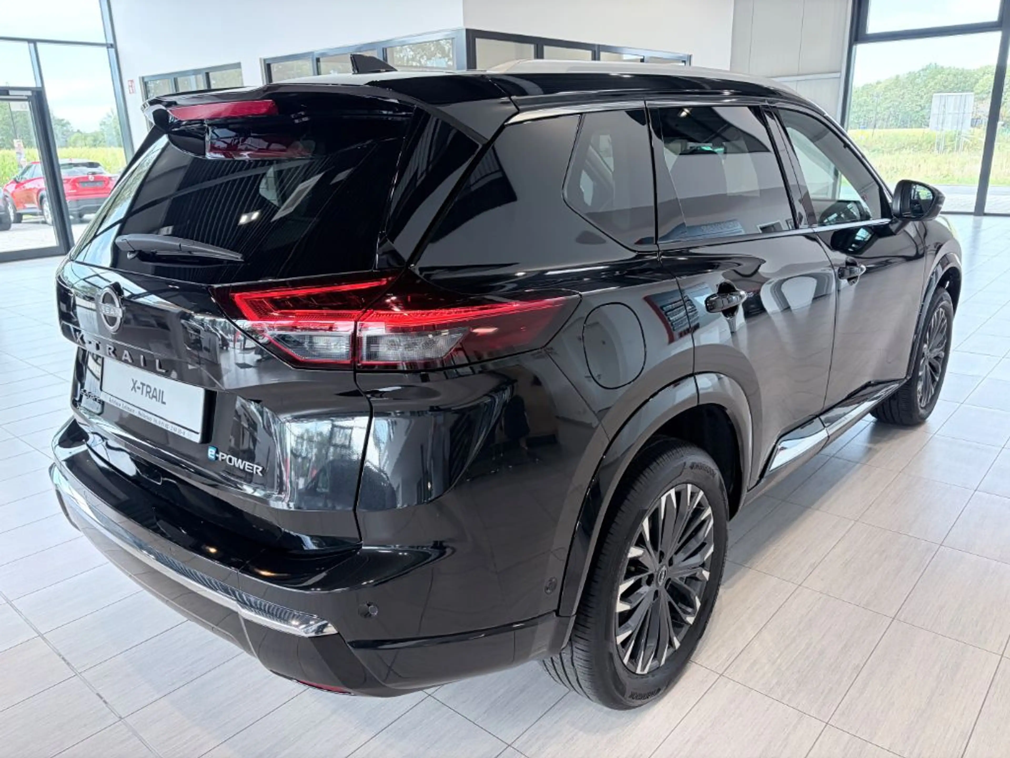 Nissan X-Trail 1.5 VC-T e-POWER e-4ORCE Tekna PGD — photo 3