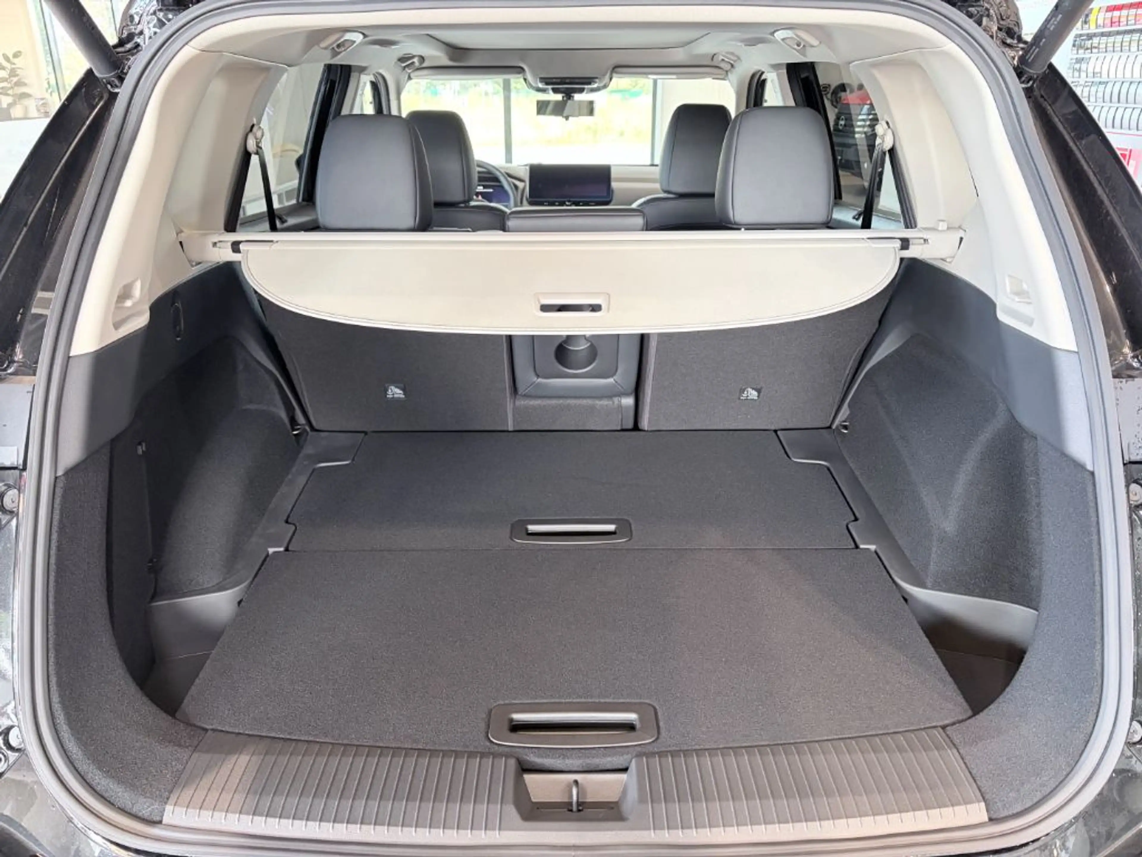 Nissan X-Trail 1.5 VC-T e-POWER e-4ORCE Tekna PGD — photo 13