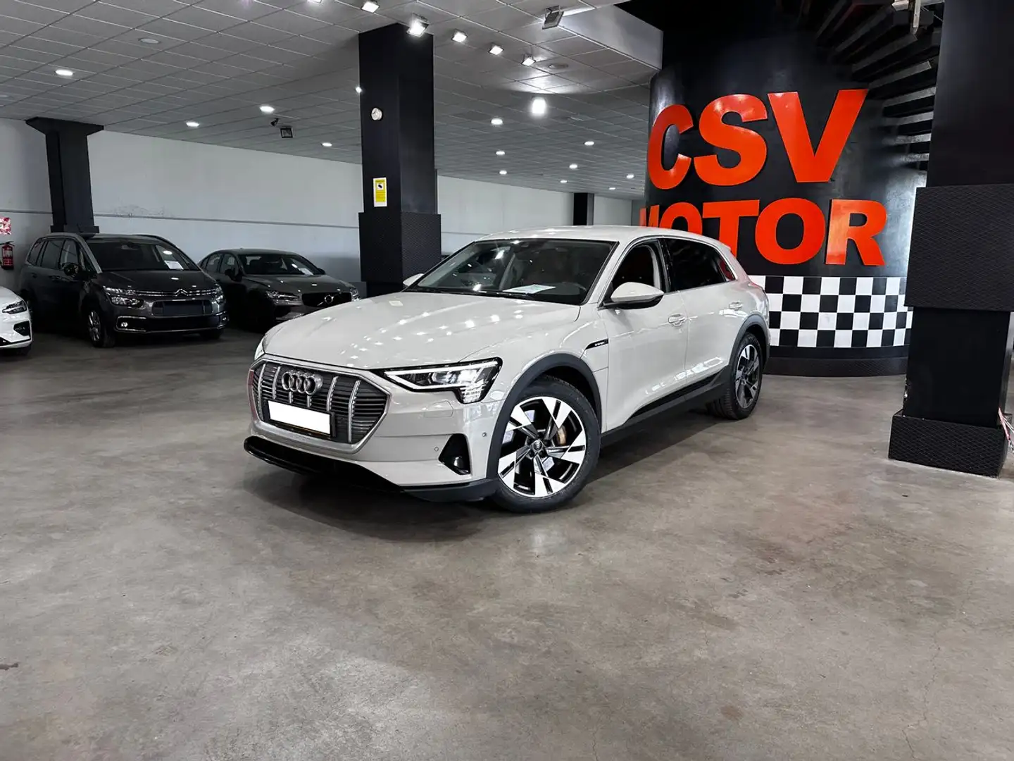 Audi e-tron 50 quattro Beige - 2
