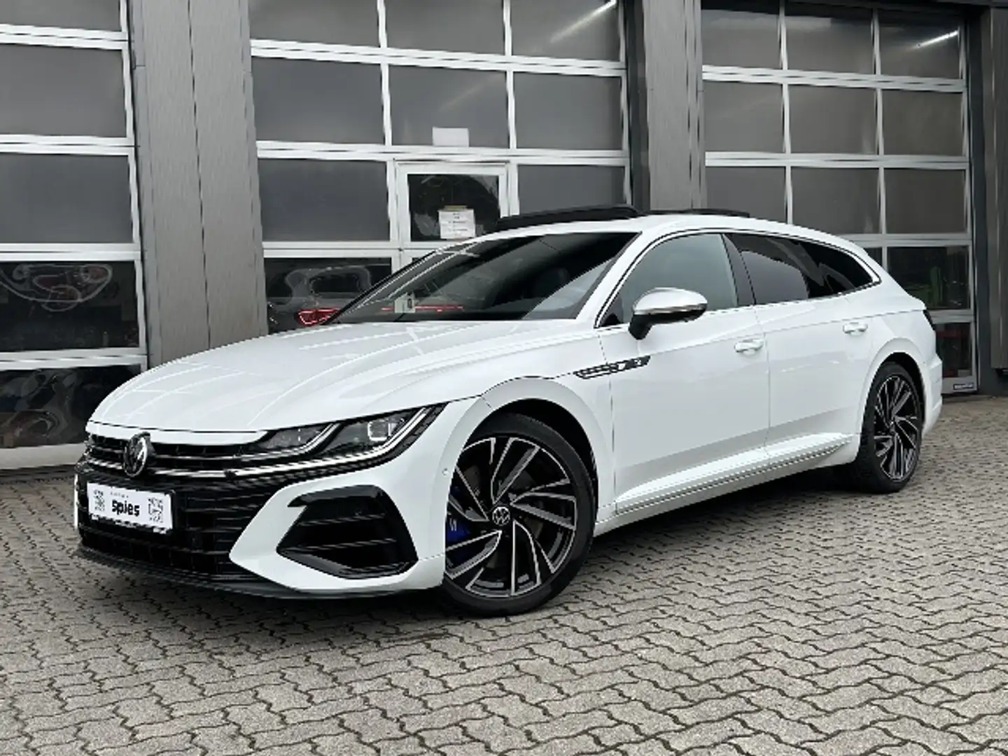 Volkswagen Arteon Shooting Brake R AHK / Schiebedach / Massage Biały - 1