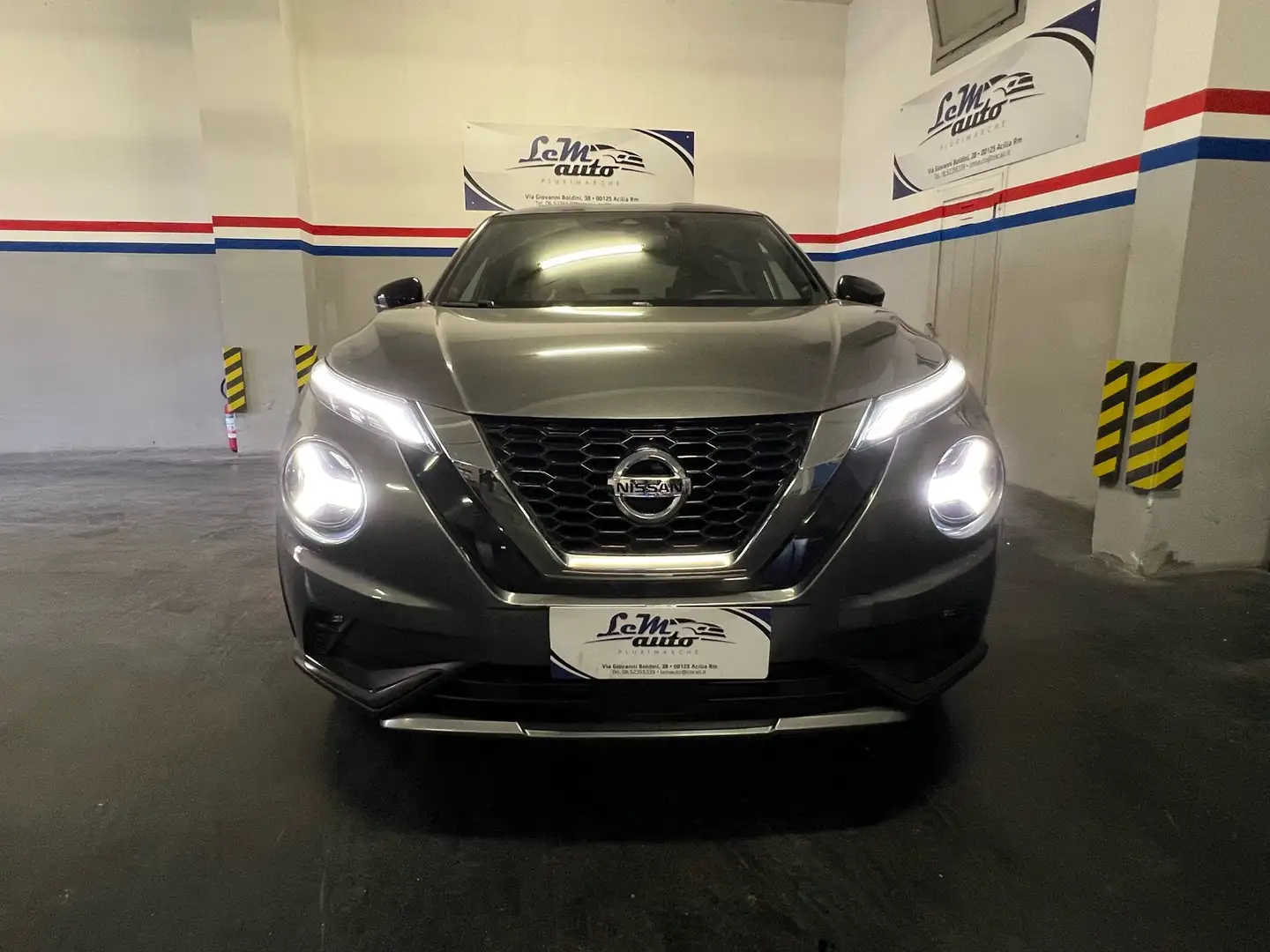 Nissan Juke 1.0 dig-t N-Design 114cv dct Grau - 2