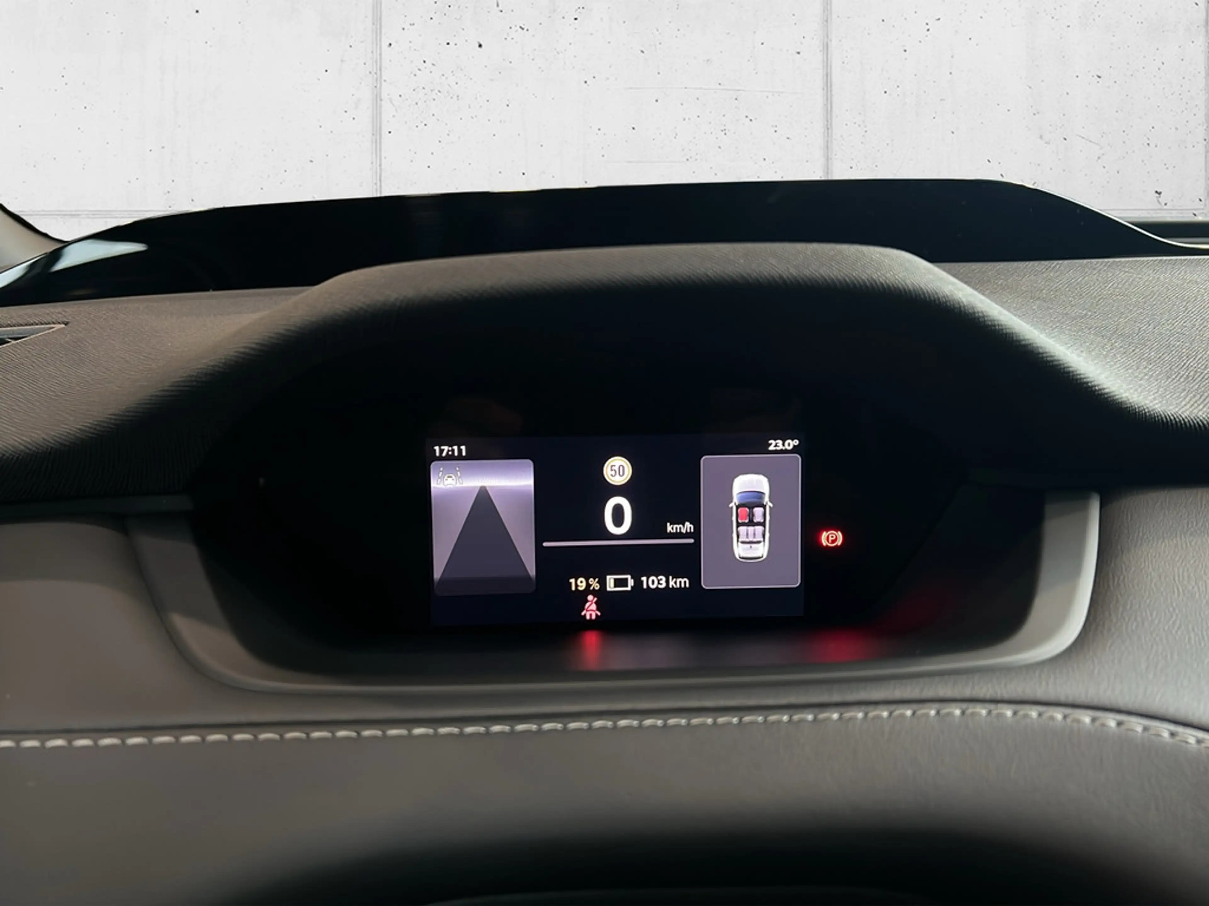 Skoda Enyaq 85 Sportline SHZ ACC HUD LED NAVI AHK — photo 15