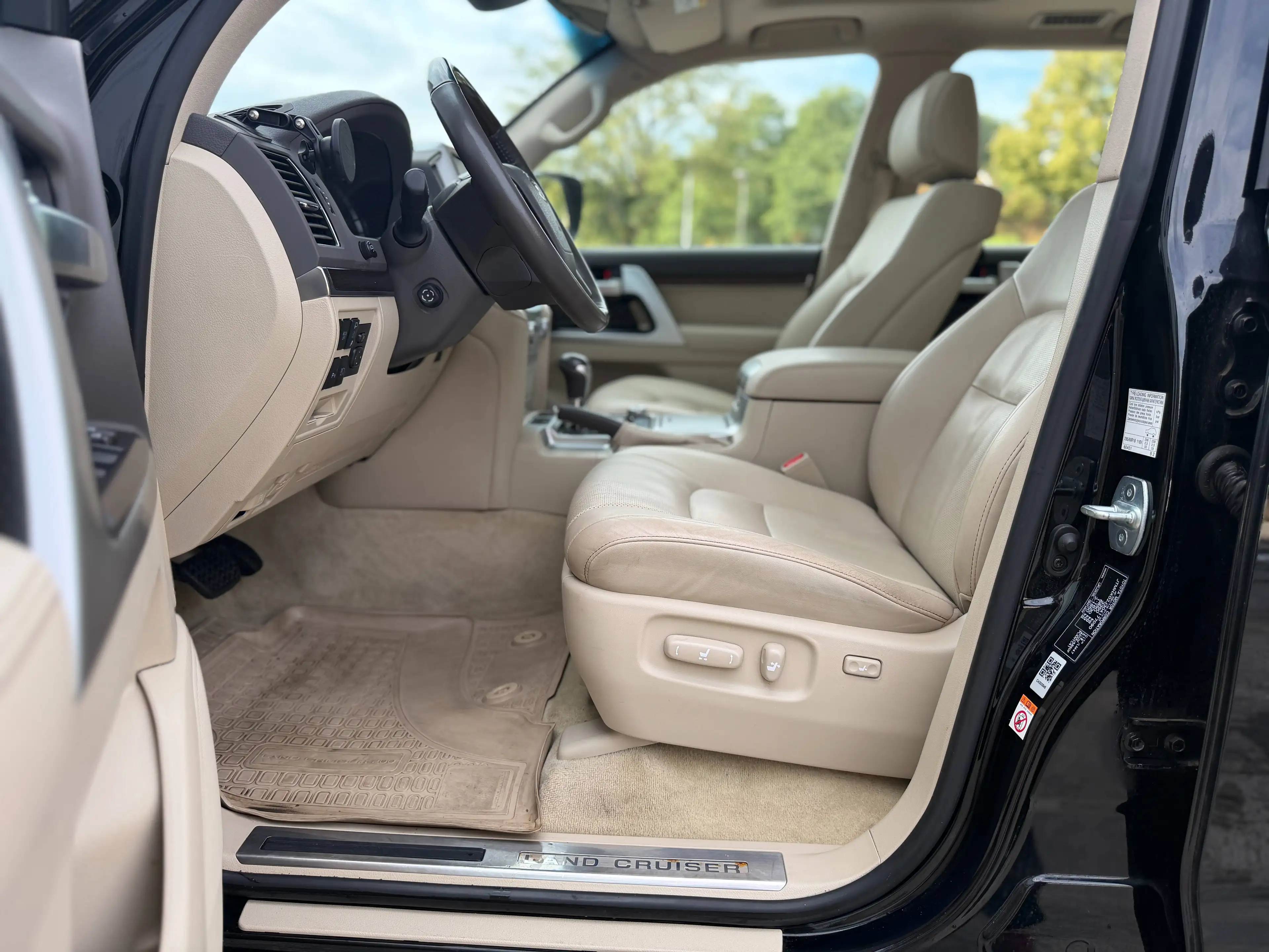 Toyota Land Cruiser LC 200 4.6 Benzine V8, EU-uitvoering — photo 13