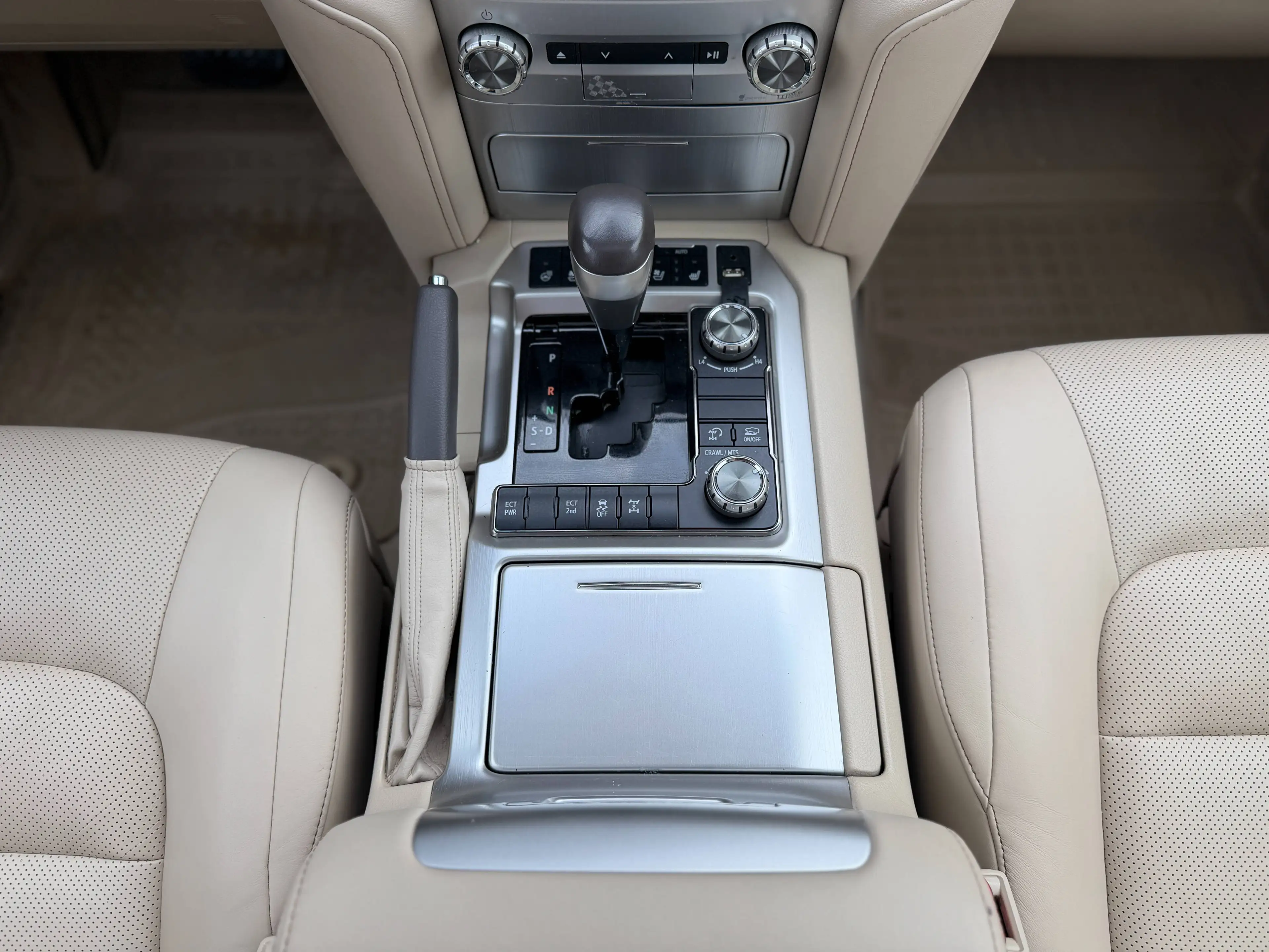 Toyota Land Cruiser LC 200 4.6 Benzine V8, EU-uitvoering — photo 7
