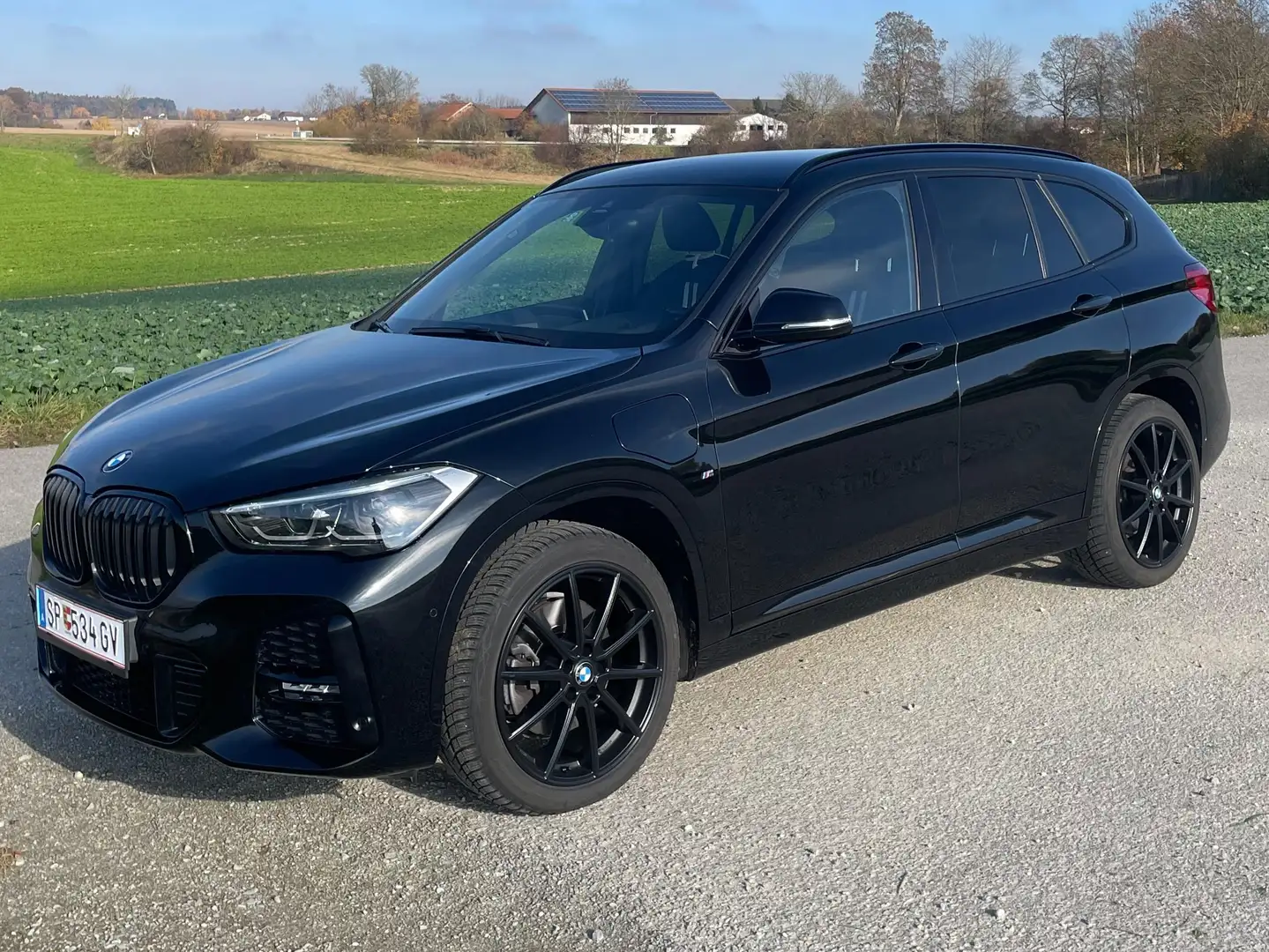 BMW X1 X1 xDrive25e Aut. W Alu 19 Zoll PHEV VB Schwarz - 2