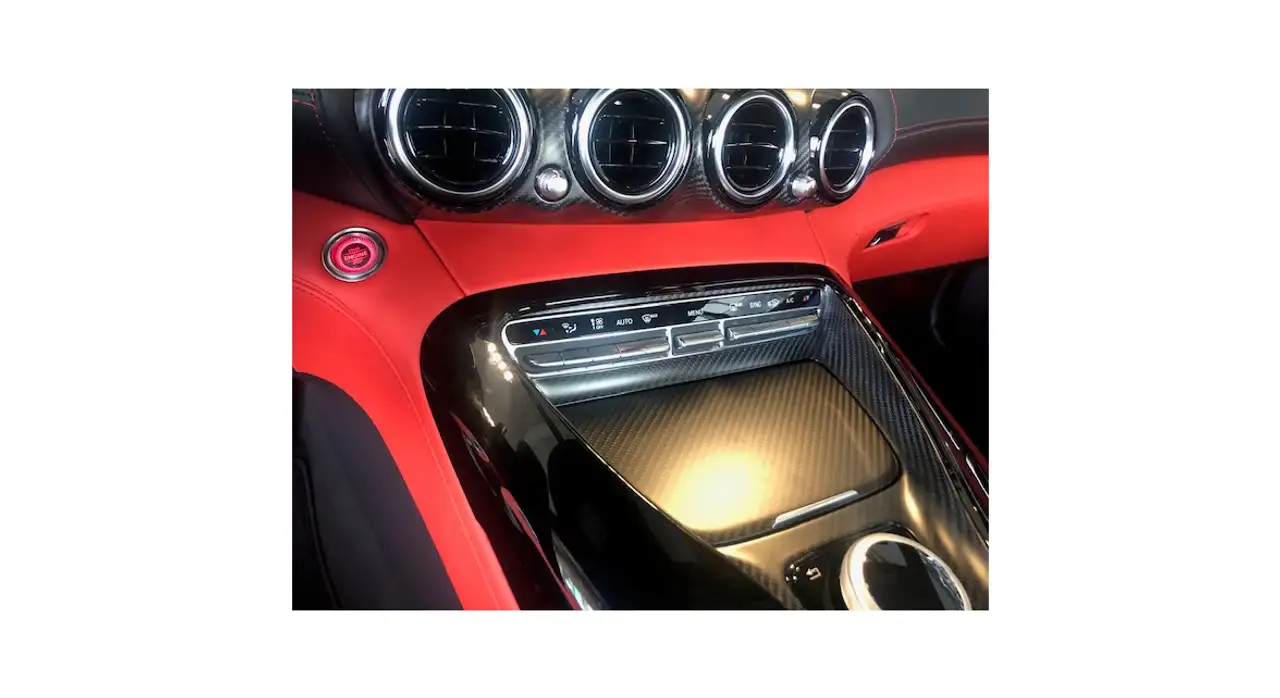 Mercedes-Benz AMG GT снимка Mercedes-Benz AMG GT