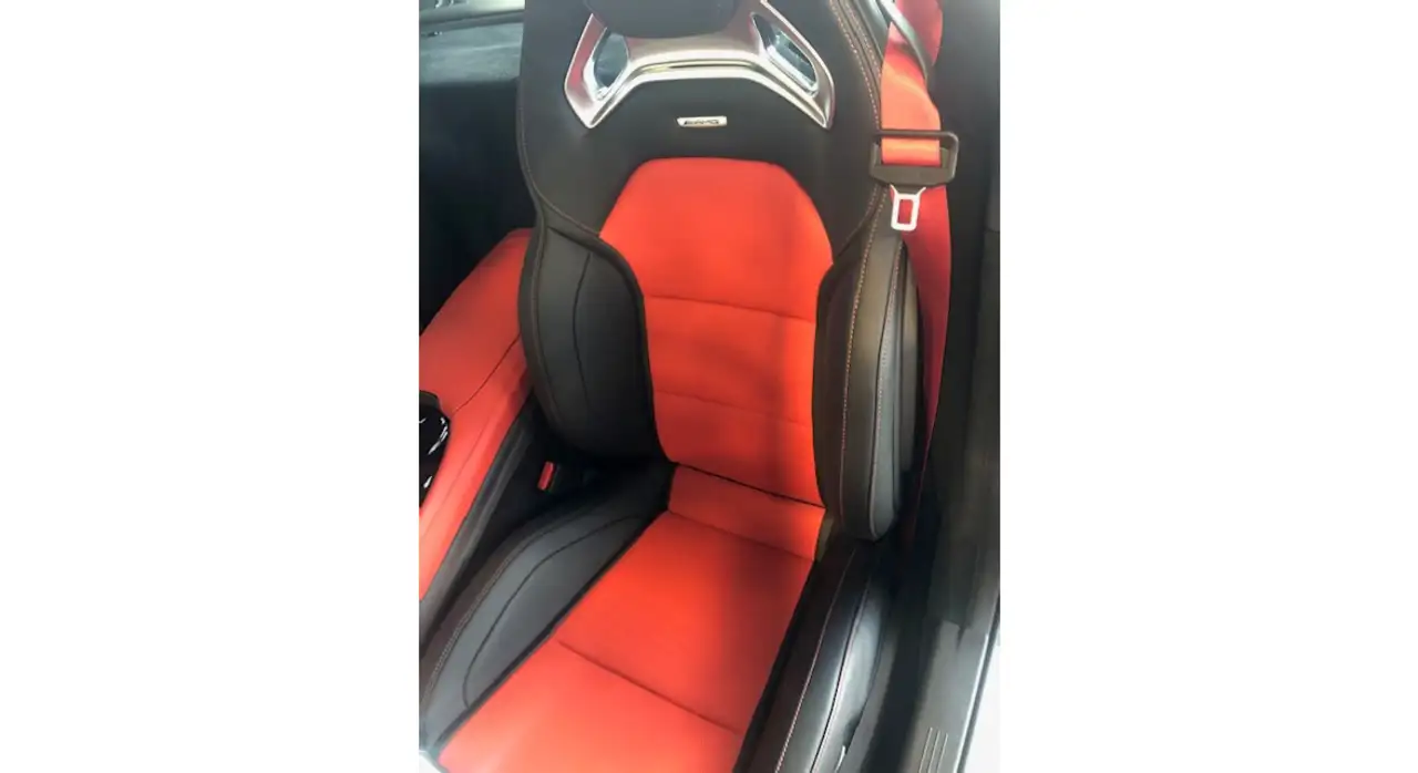 Mercedes-Benz AMG GT снимка Mercedes-Benz AMG GT