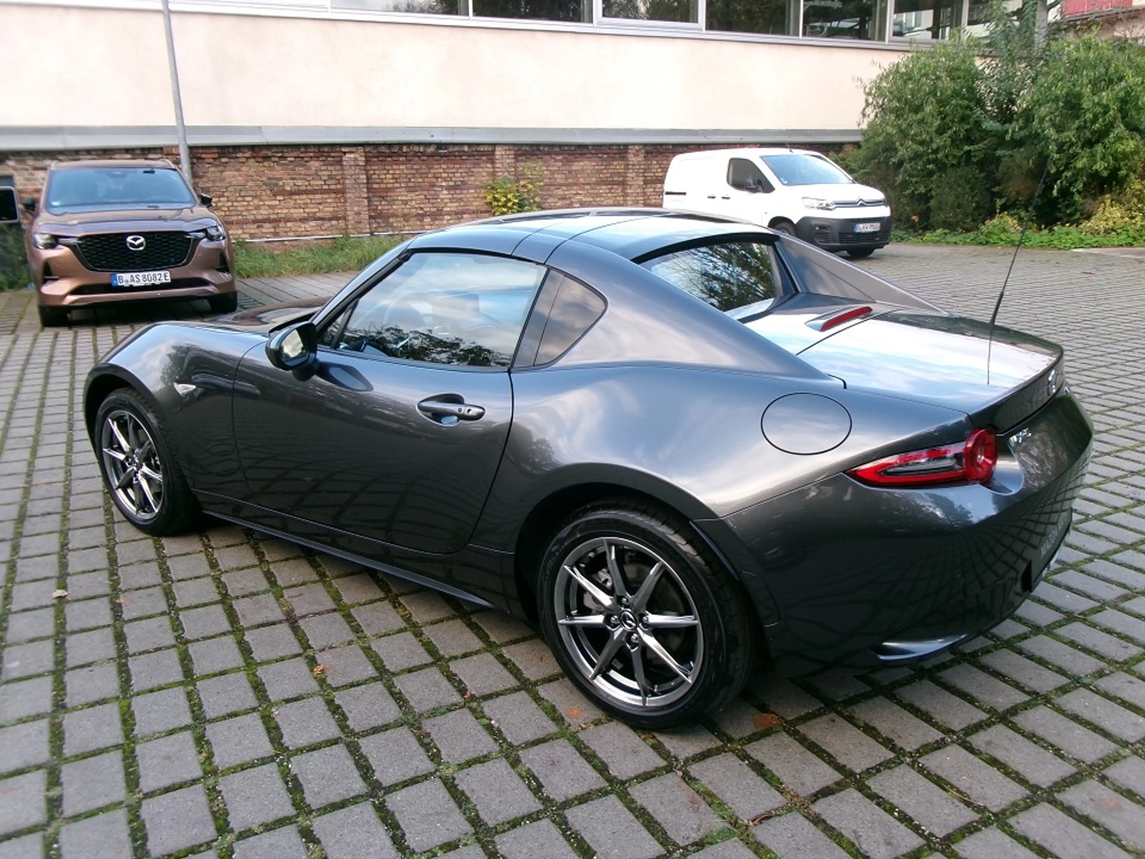 Mazda MX-5 1.5L SKYACTIV-G (132 hp) — photo 4