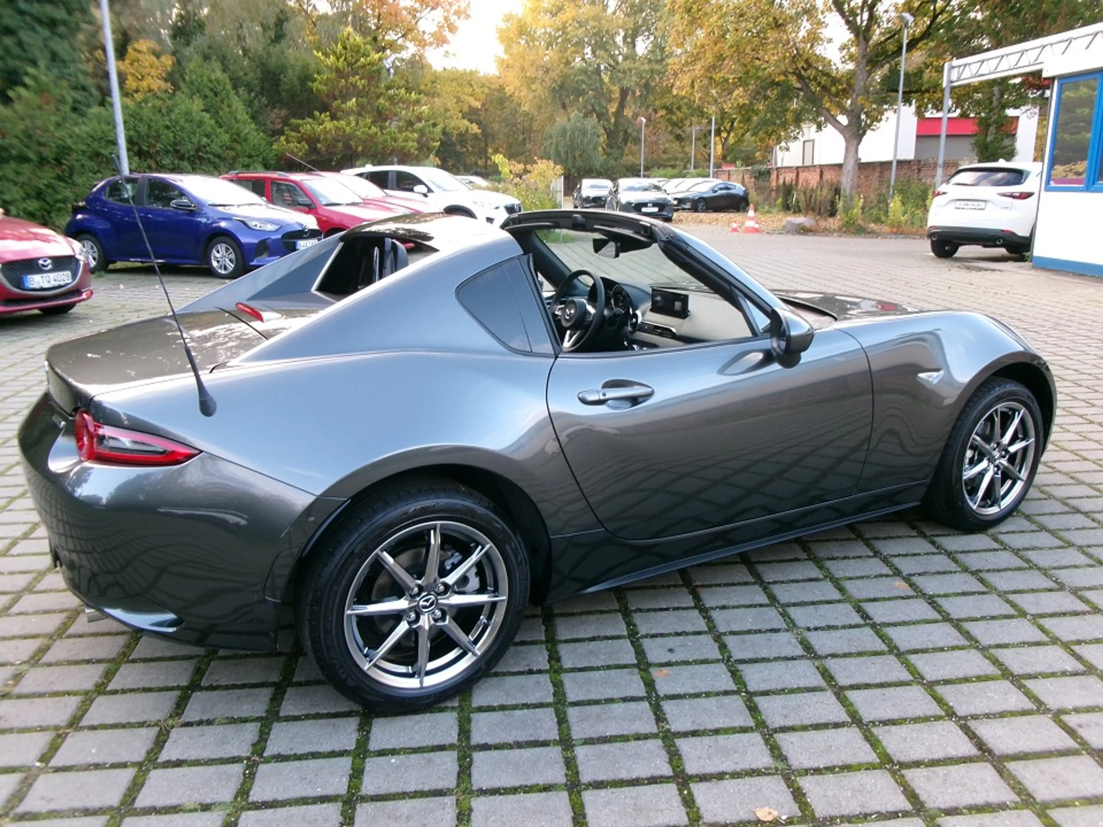 Mazda MX-5 1.5L SKYACTIV-G (132 hp) — photo 9