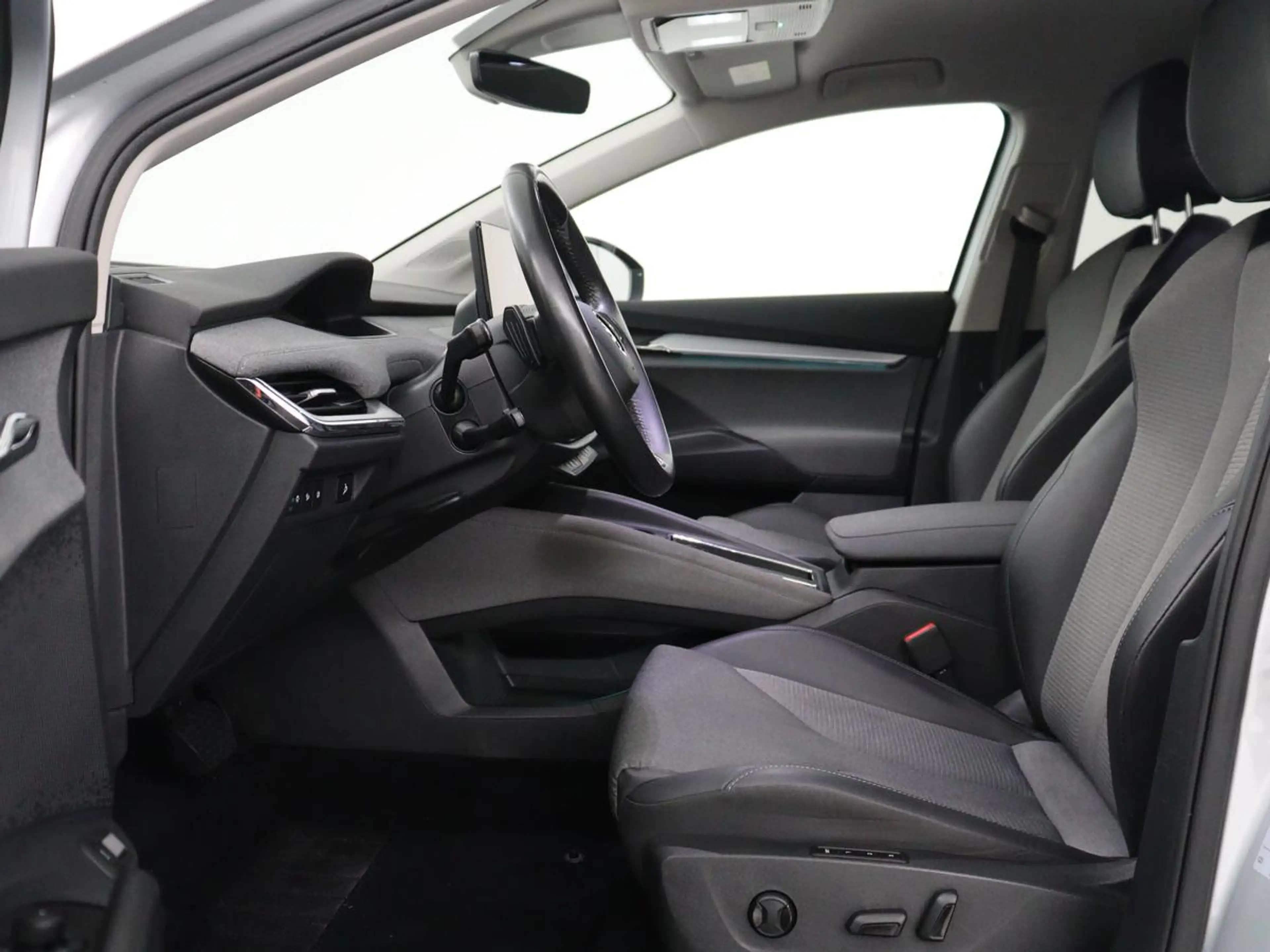 Skoda Enyaq iV 80 | SOH 92,1% | Memory | Half leder | Stuur/st — photo 5