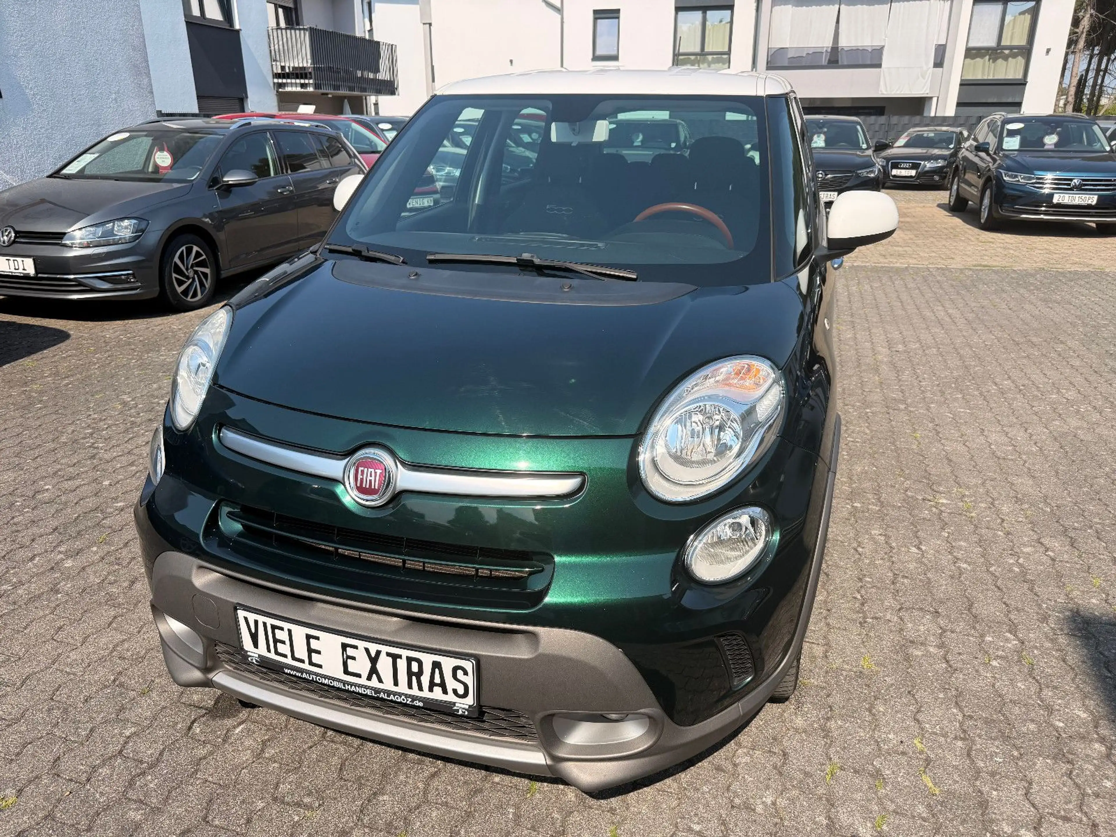 Fiat 500L Trekking TEIL-LEDER NAVI PDC SHZ 6-GANG Eu6 — photo 13