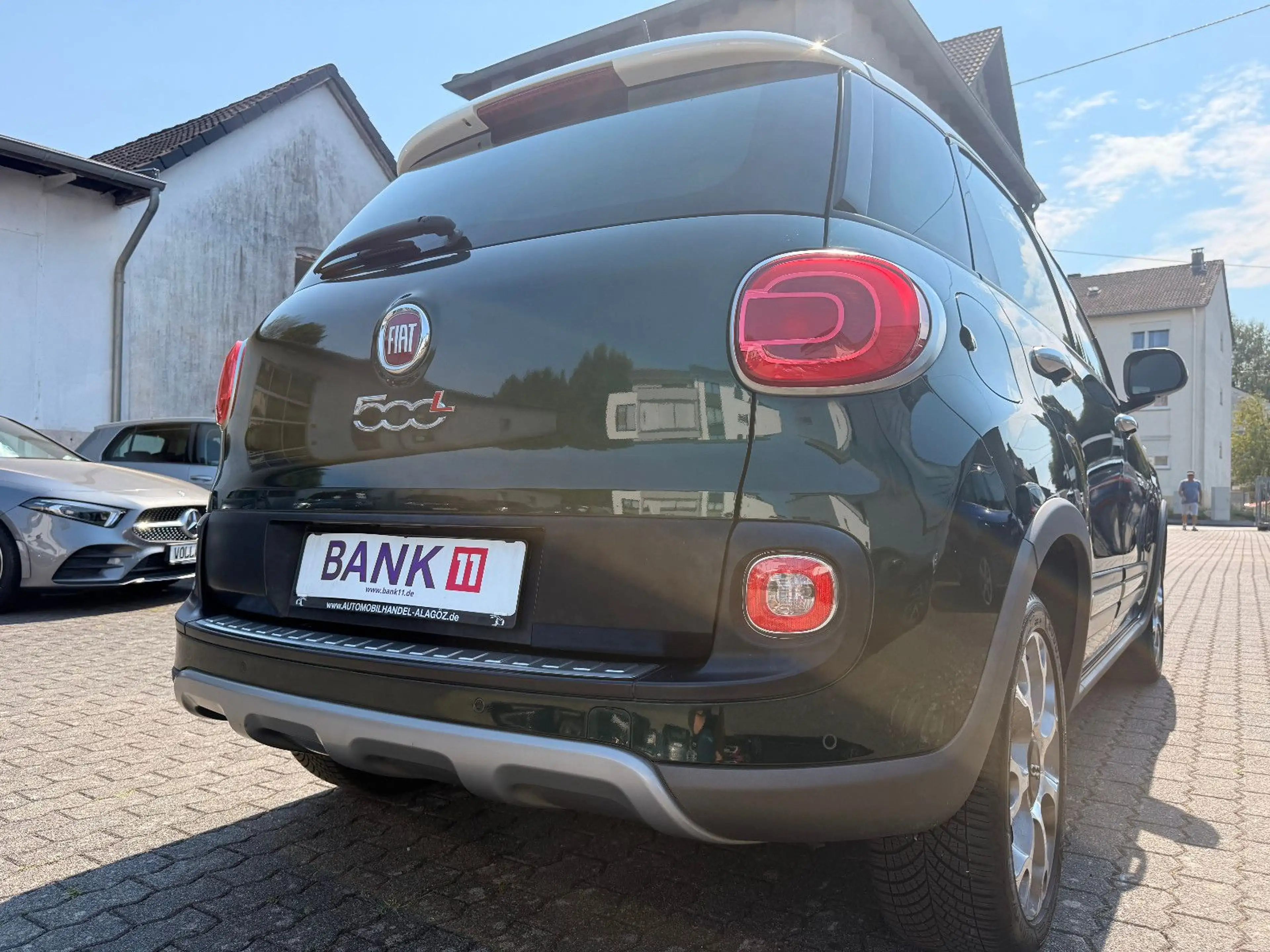 Fiat 500L Trekking TEIL-LEDER NAVI PDC SHZ 6-GANG Eu6 — photo 10