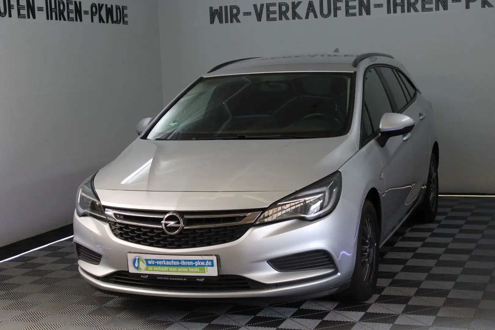 Opel Astra K Sports Tourer Edition Start/StopOnStar-P Silber - 2