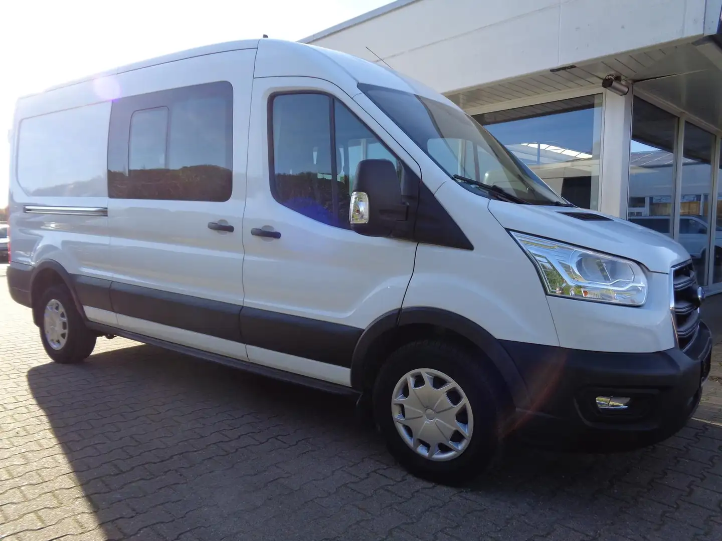 Ford Transit 330 L3 DOKA,Klima,PDC-Kamera,Tem.6 Sitze Weiß - 1