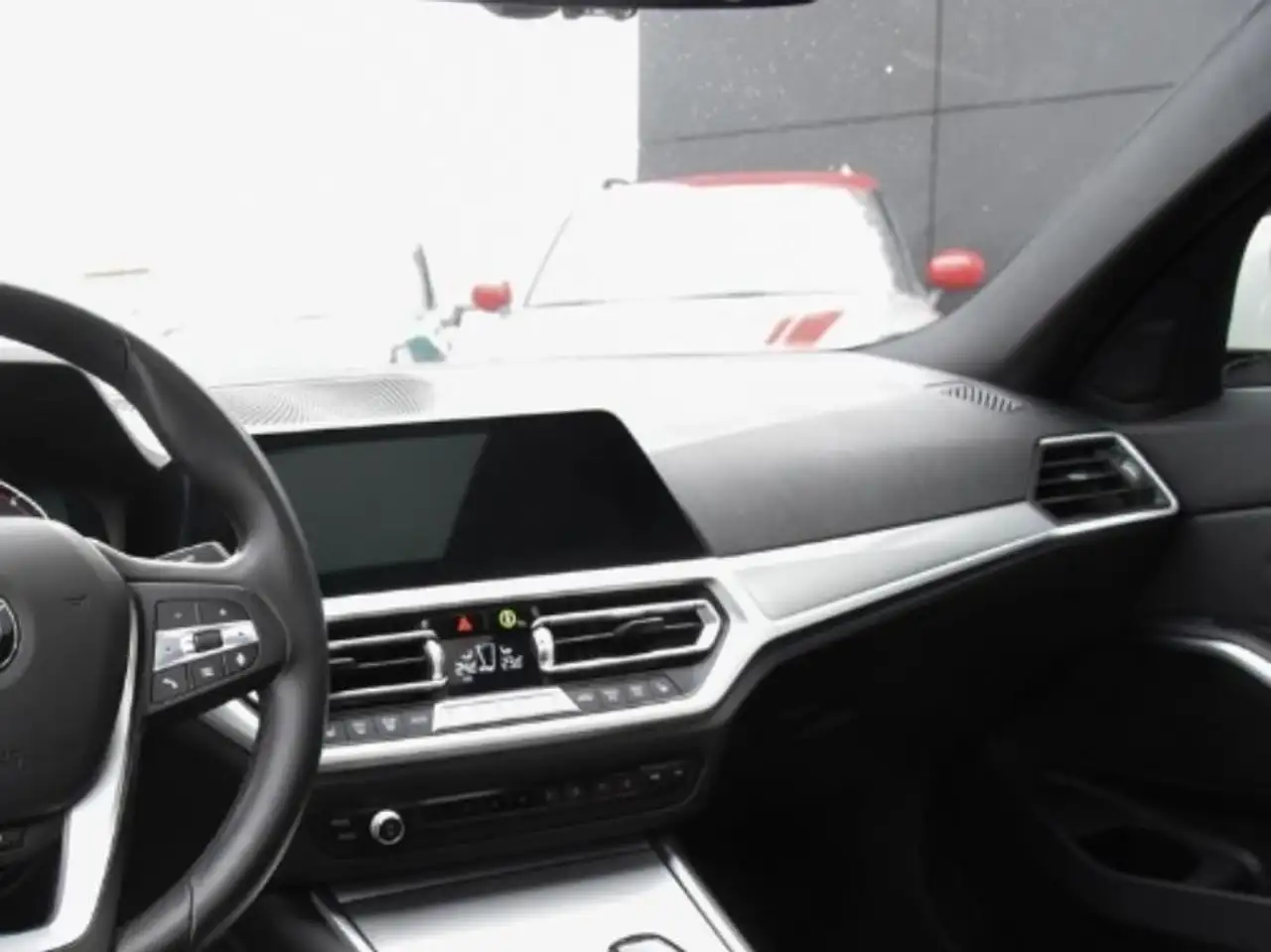 BMW 3 Series снимка BMW 3 Series