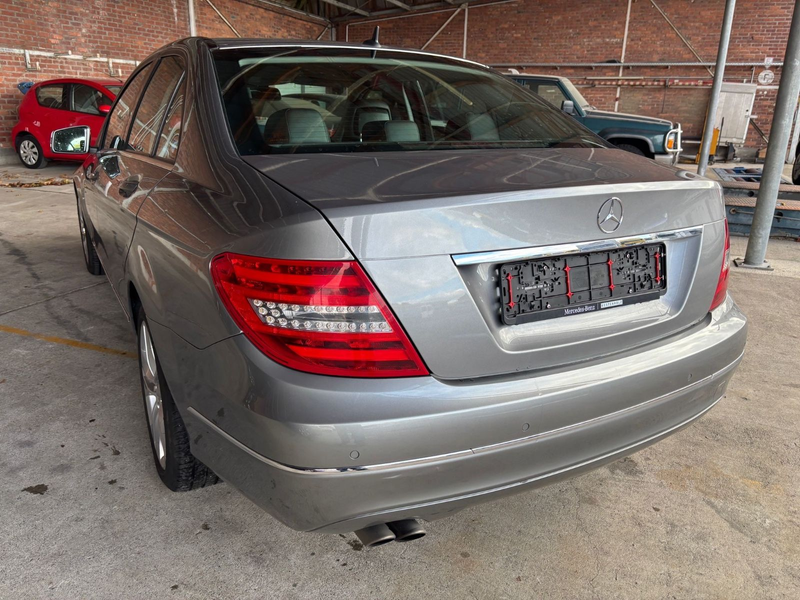 Mercedes-Benz C 180 CGI Lim. AUTOMATIK/ — photo 7