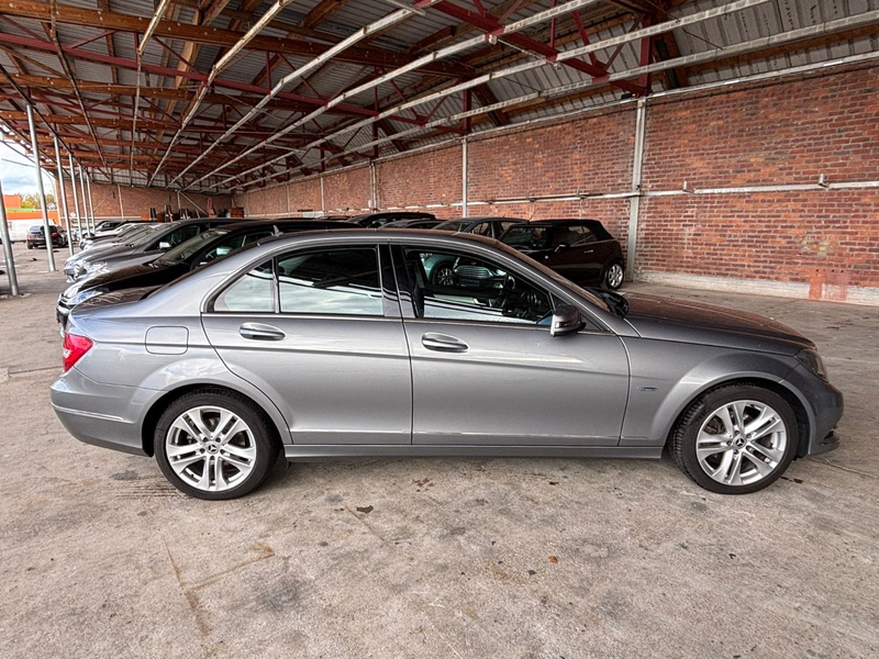 Mercedes-Benz C 180 CGI Lim. AUTOMATIK/ — photo 4