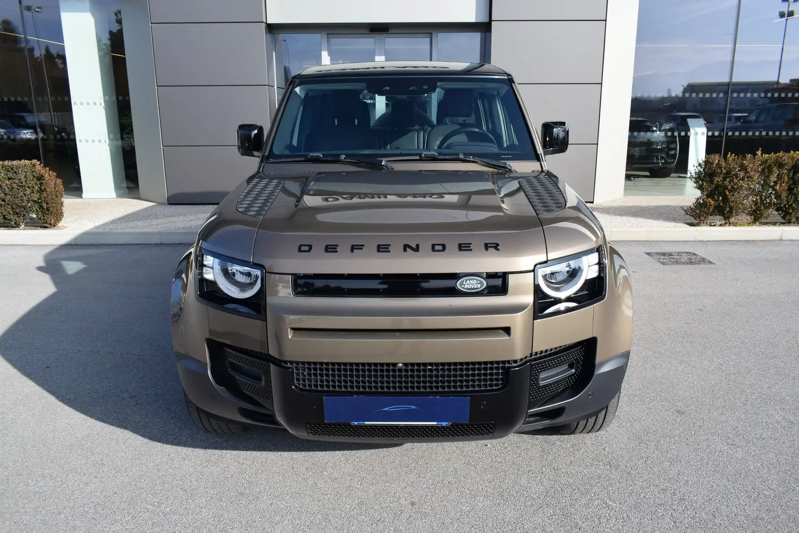 Land Rover Defender 110 2.0 SD4 240CV AWD Auto S IVA ESPOSTA 7 POSTI Marrone - 2