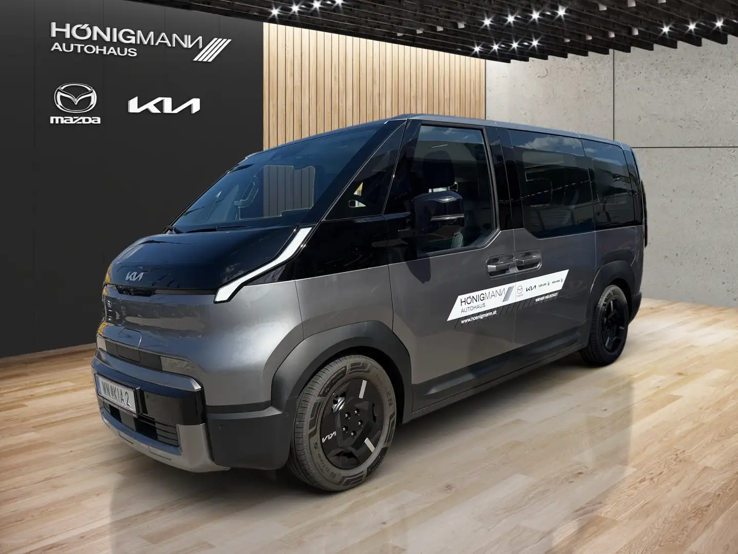 Kia PV5 Passenger PV5 71,2kWh 5Stz Earth Plus Long Range Grau - 1