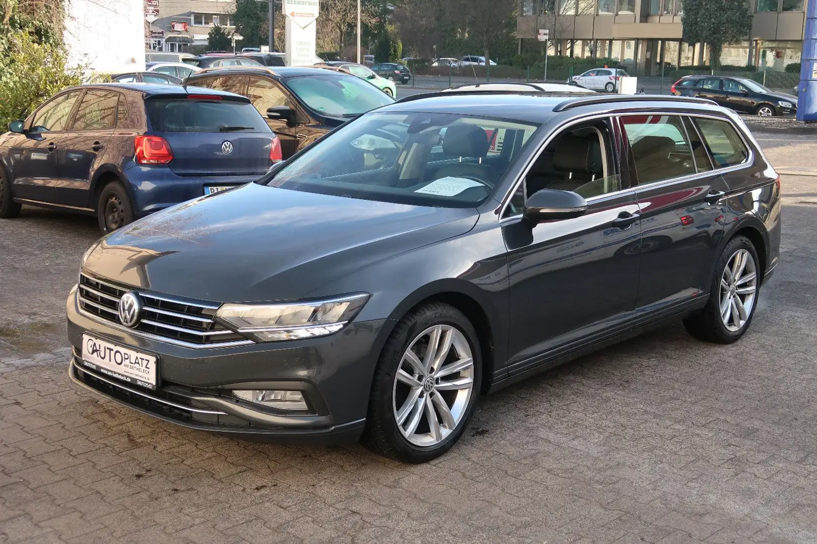 Volkswagen Passat Variant 2.0TDI Business *LEDER *AUTOM. Gris - 2